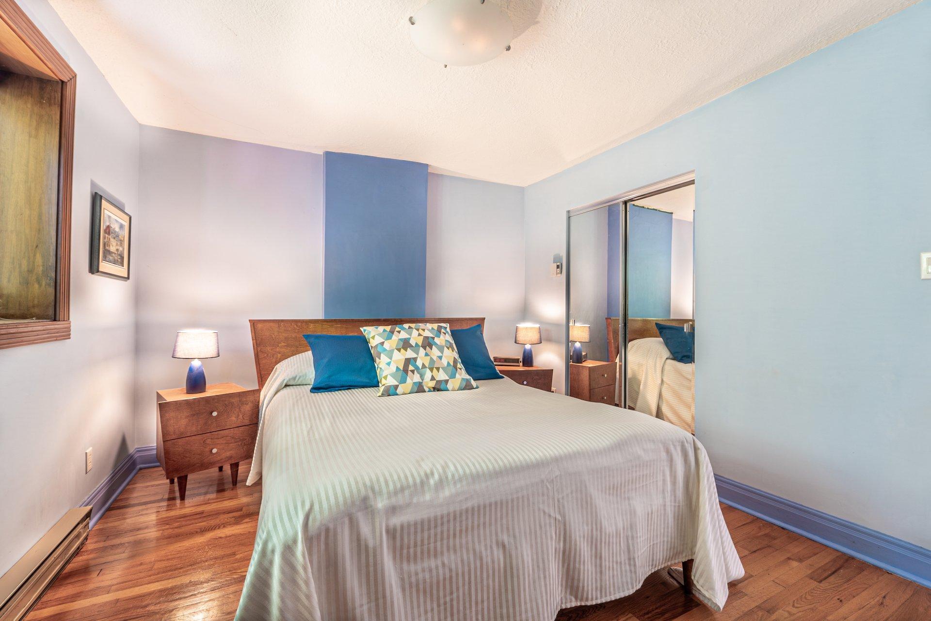 









4330


Av. de Mayfair

,
Montréal (Côte-des-Neiges/Notre-Dame-de-Grâce),




QC
H4B2E3

