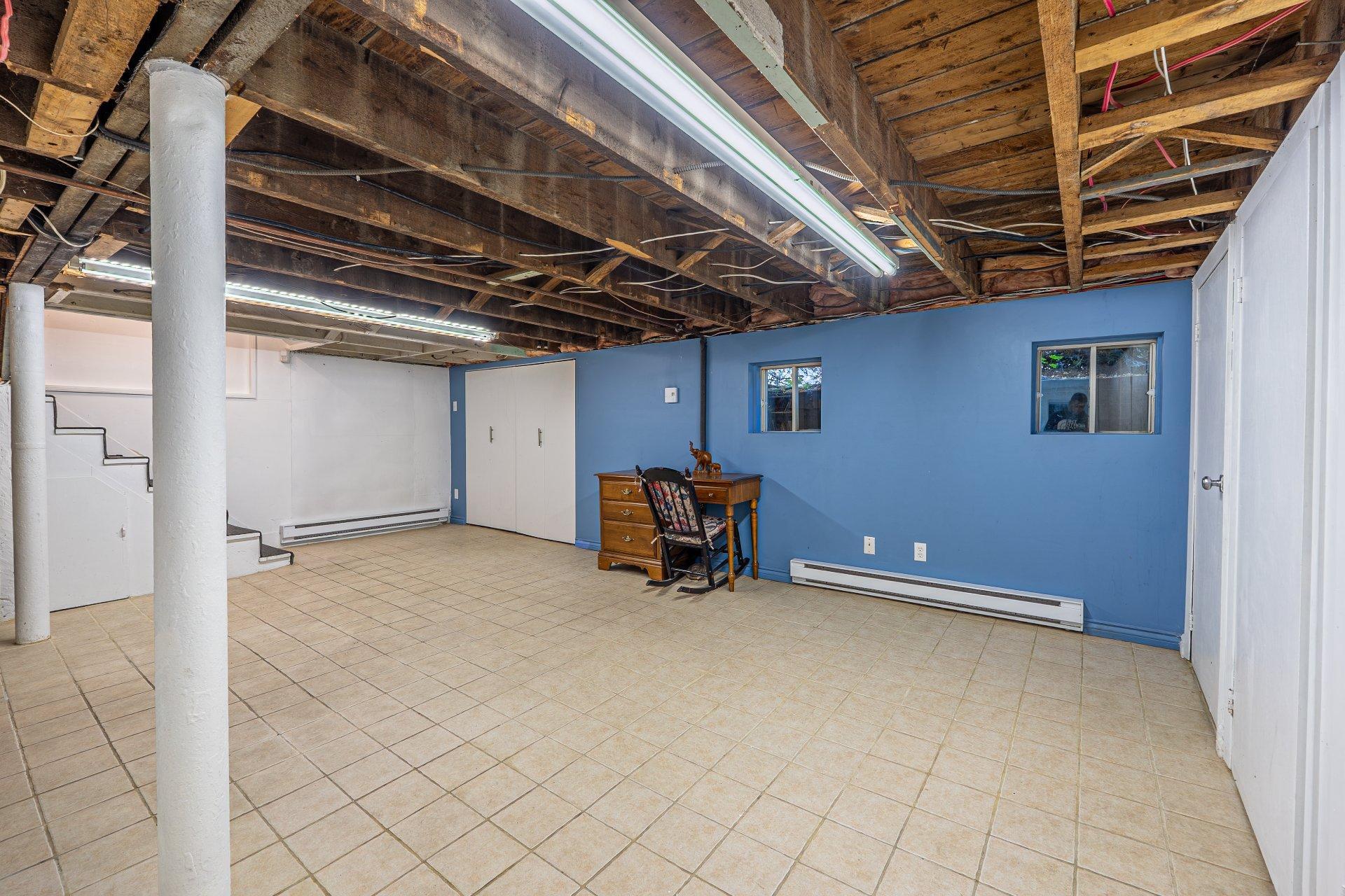 









4330


Av. de Mayfair

,
Montréal (Côte-des-Neiges/Notre-Dame-de-Grâce),




QC
H4B2E3

