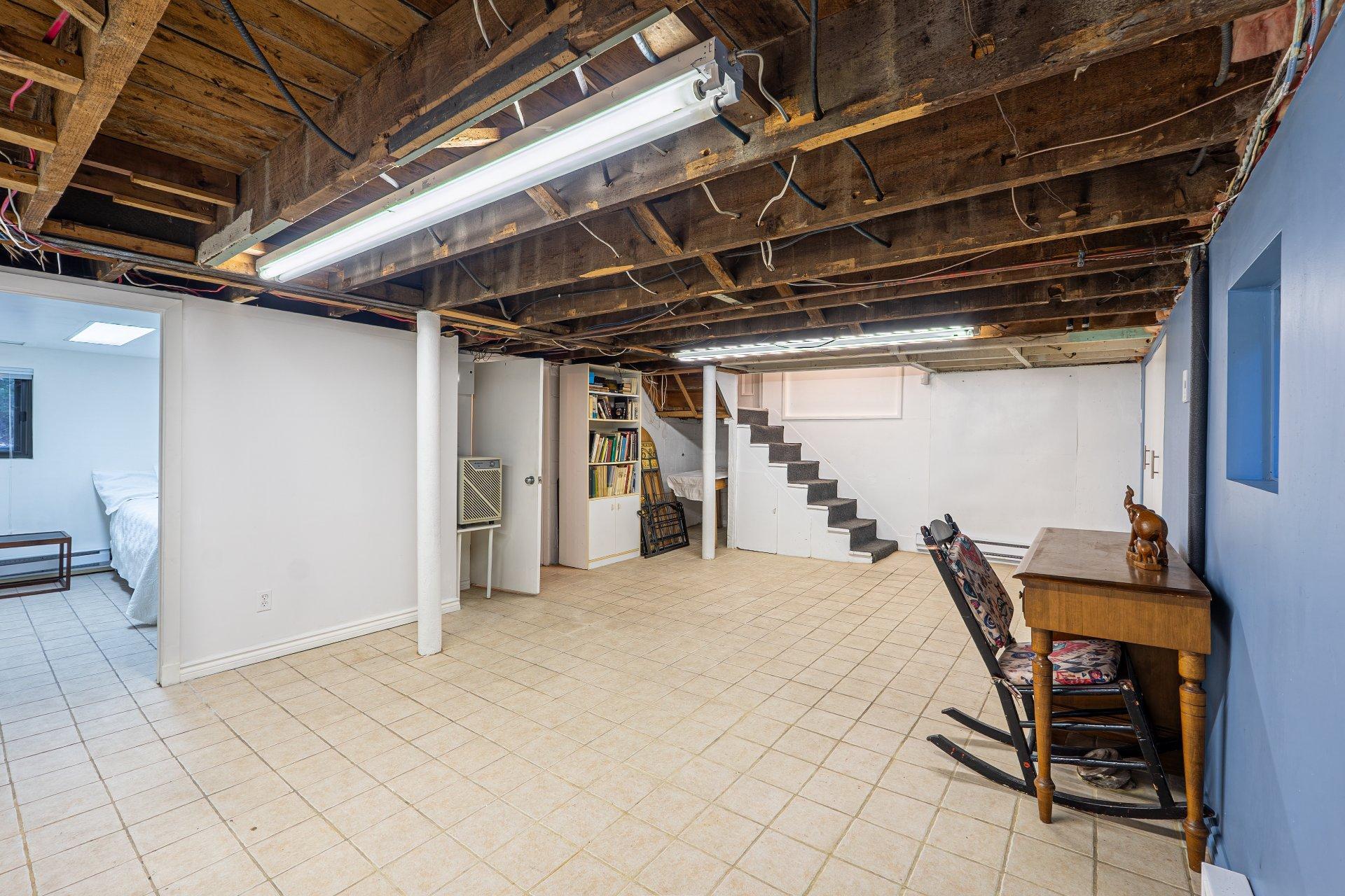 









4330


Av. de Mayfair

,
Montréal (Côte-des-Neiges/Notre-Dame-de-Grâce),




QC
H4B2E3

