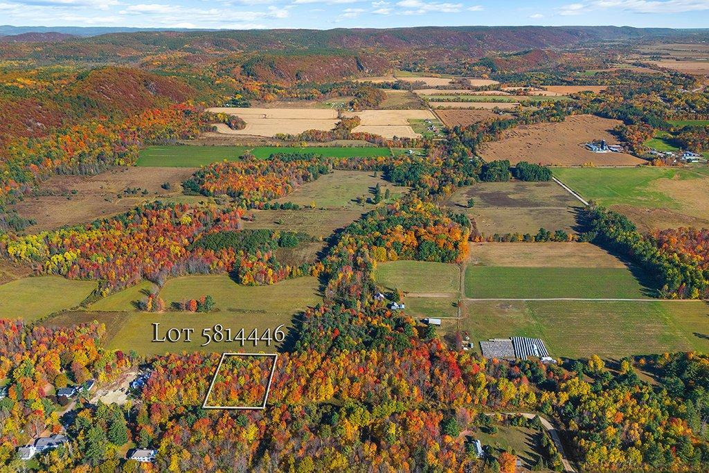 









730


Ch. Robinson

,
Pontiac,







QC
J0X2G0

