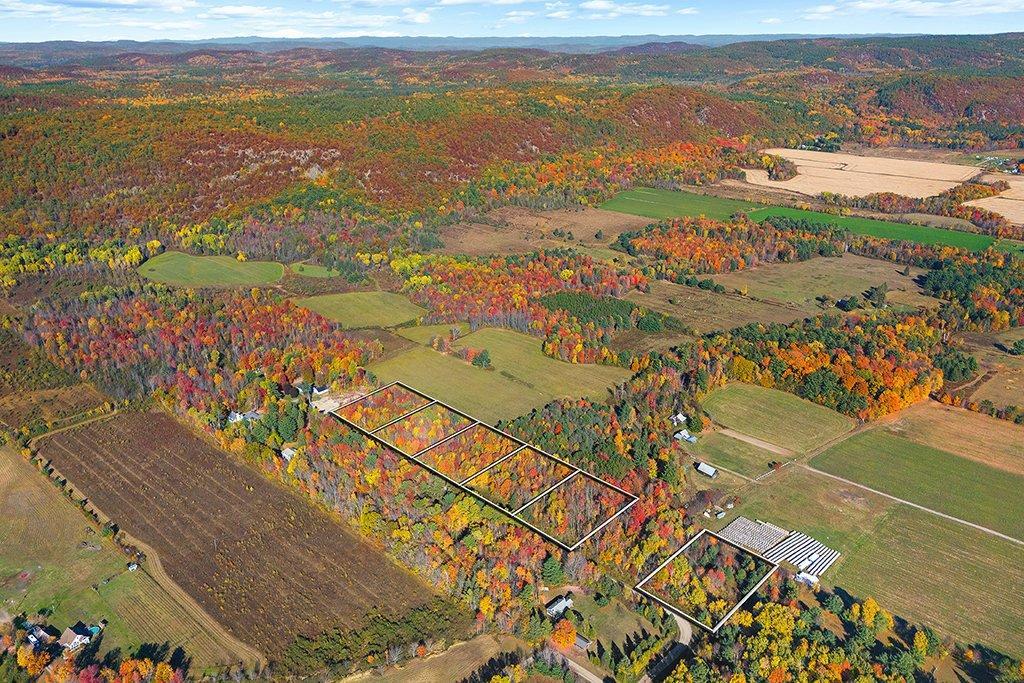 









730


Ch. Robinson

,
Pontiac,







QC
J0X2G0

