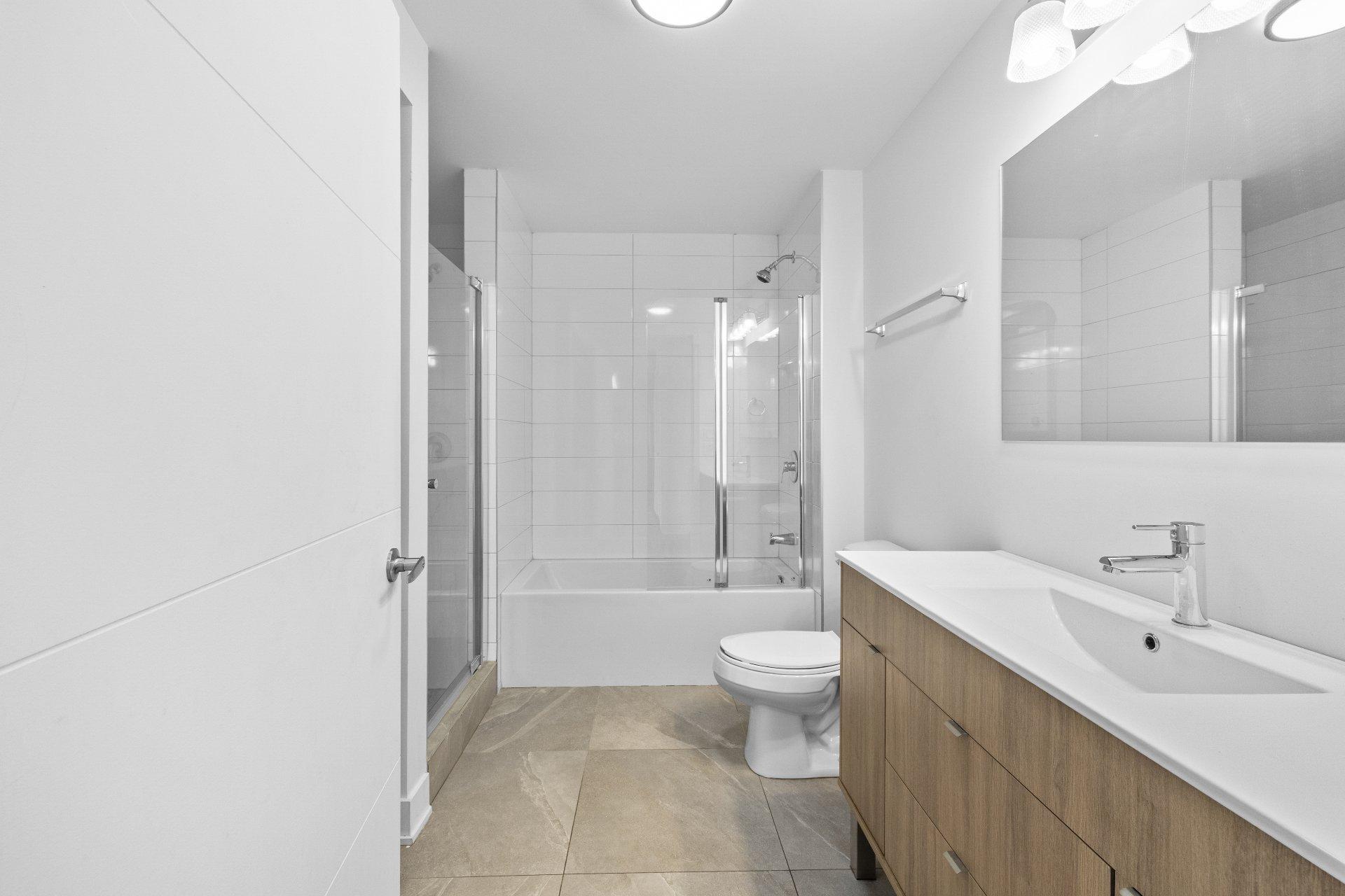









250


Boul. Hymus

, 303,
Pointe-Claire,




QC
H9R0G6

