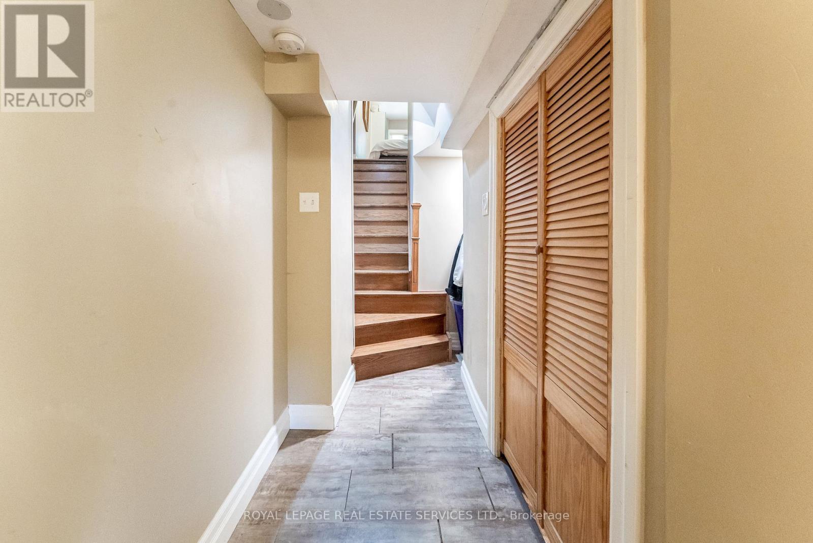 












150 STANLEY AVENUE

,
Toronto,




Ontario
M8V1N9

