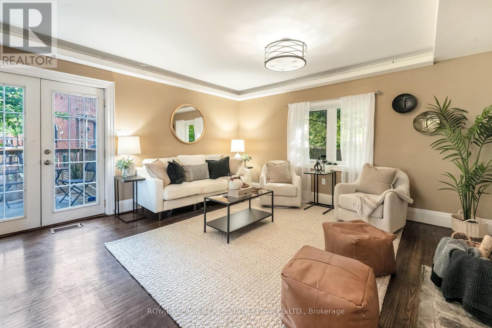 












150 STANLEY AVENUE

,
Toronto,




Ontario
M8V1N9

