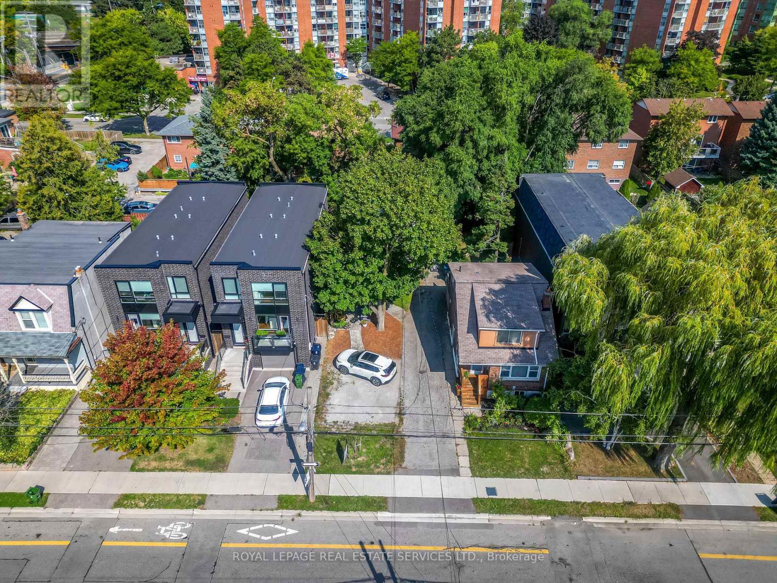 












150 STANLEY AVENUE

,
Toronto,




Ontario
M8V1N9

