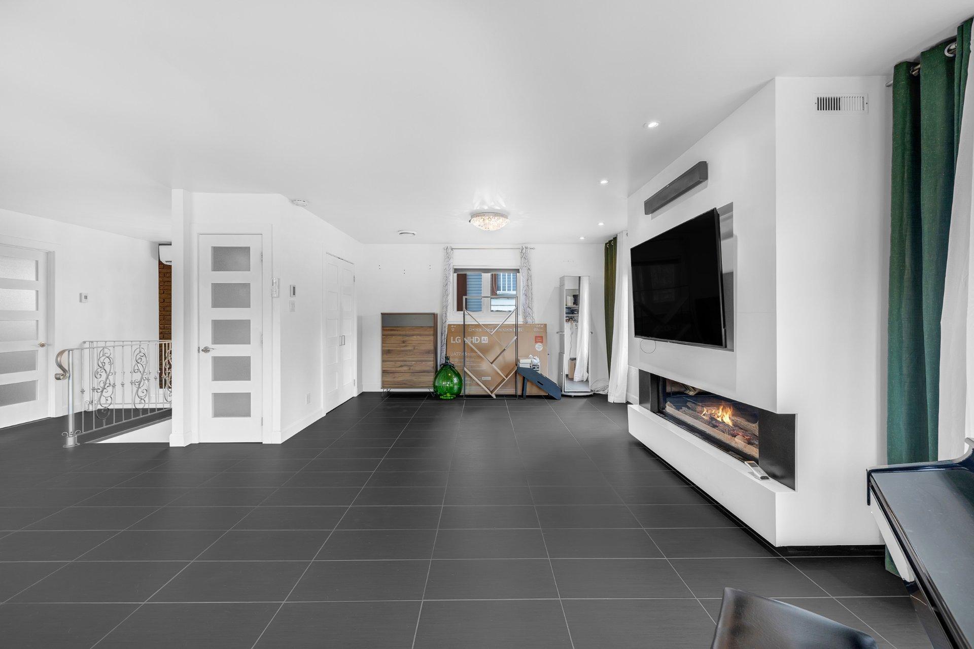 









48


Rg de la Première-Chaloupe O.

,
Notre-Dame-des-Prairies,




QC
J6E0M3

