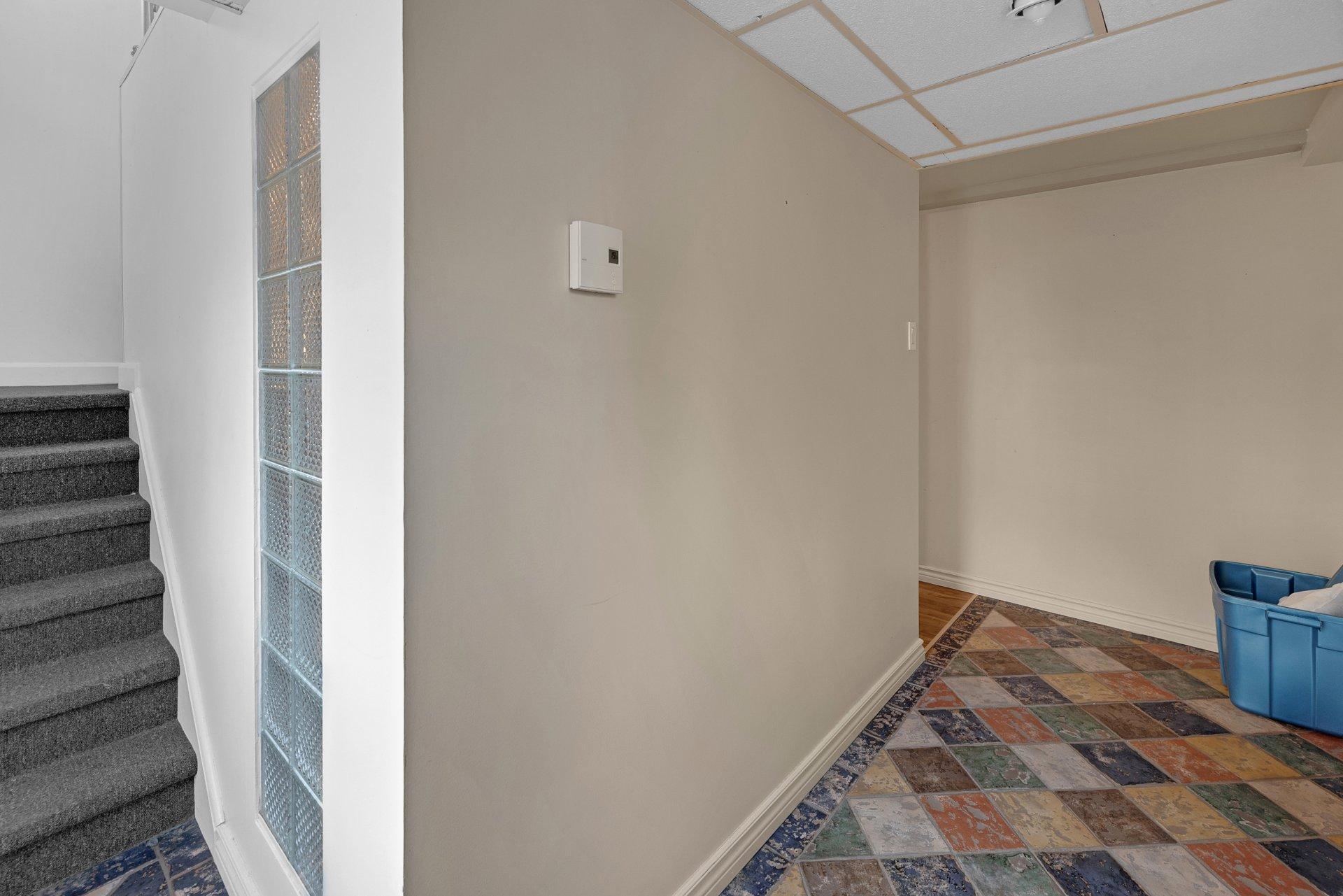 









48


Rg de la Première-Chaloupe O.

,
Notre-Dame-des-Prairies,




QC
J6E0M3


