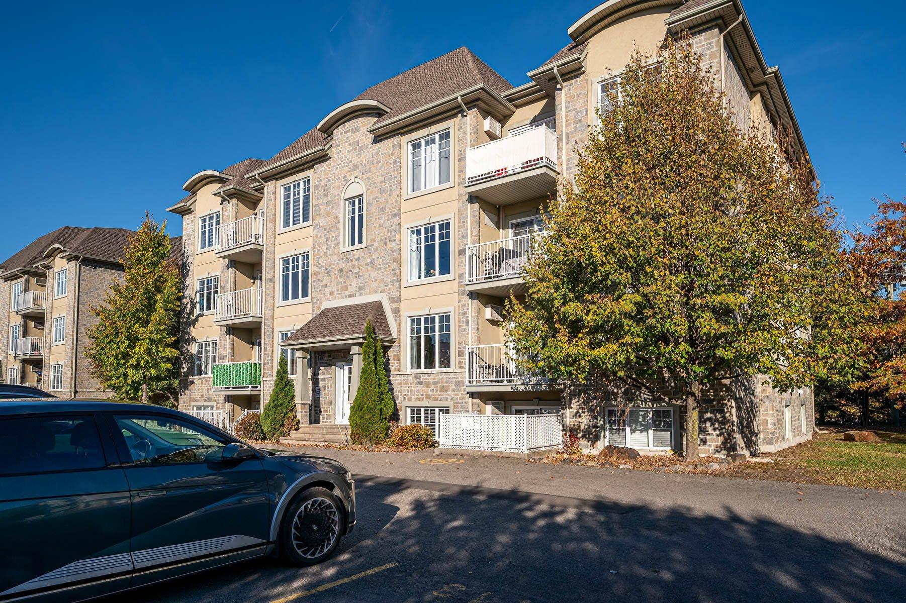 









8645


Place du Charpentier

, 8,
Mirabel,




QC
J7N0C1

