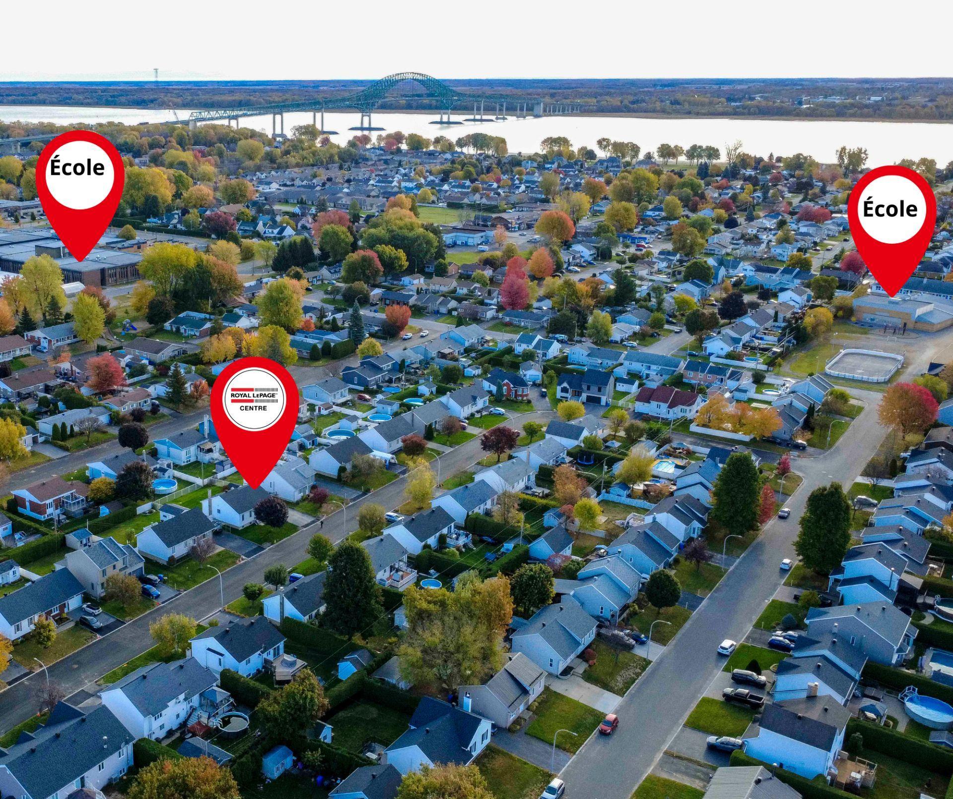 









420


Rue Pilon

,
Trois-Rivières,




QC
G9B1V5

