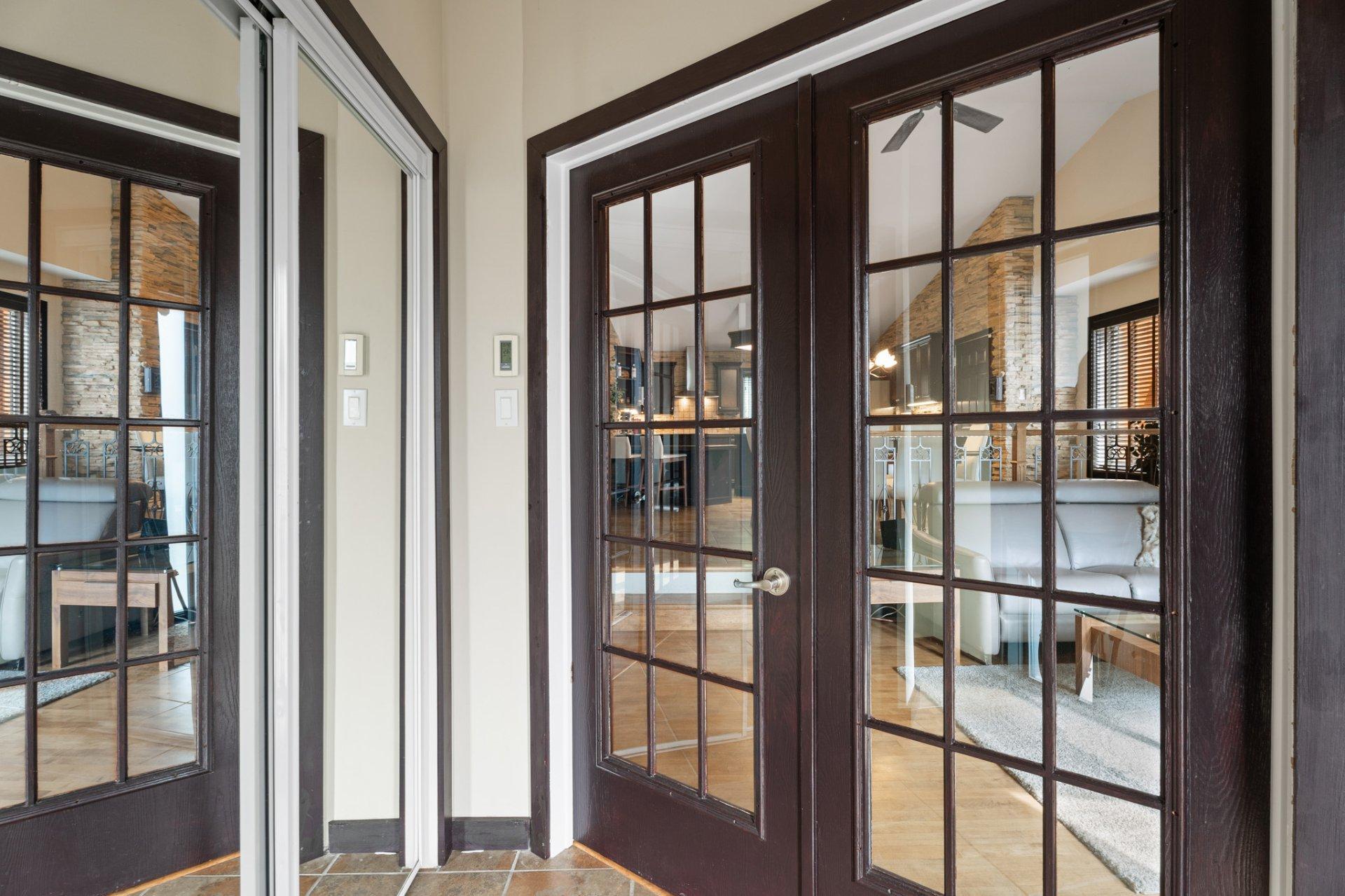 









513


Rue des Sous-Bois

,
Sainte-Agathe-des-Monts,




QC
J8C3M4

