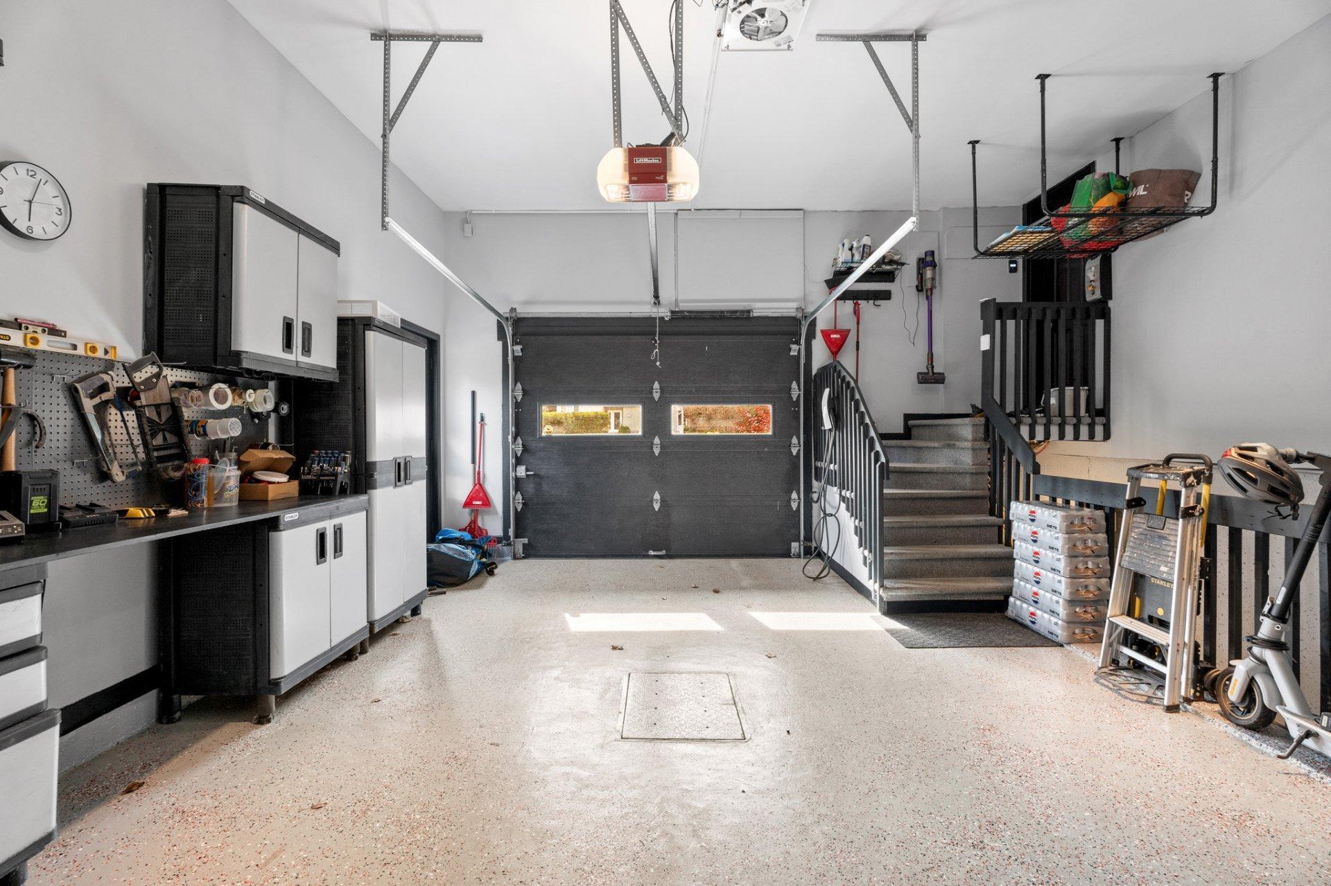 









513


Rue des Sous-Bois

,
Sainte-Agathe-des-Monts,




QC
J8C3M4

