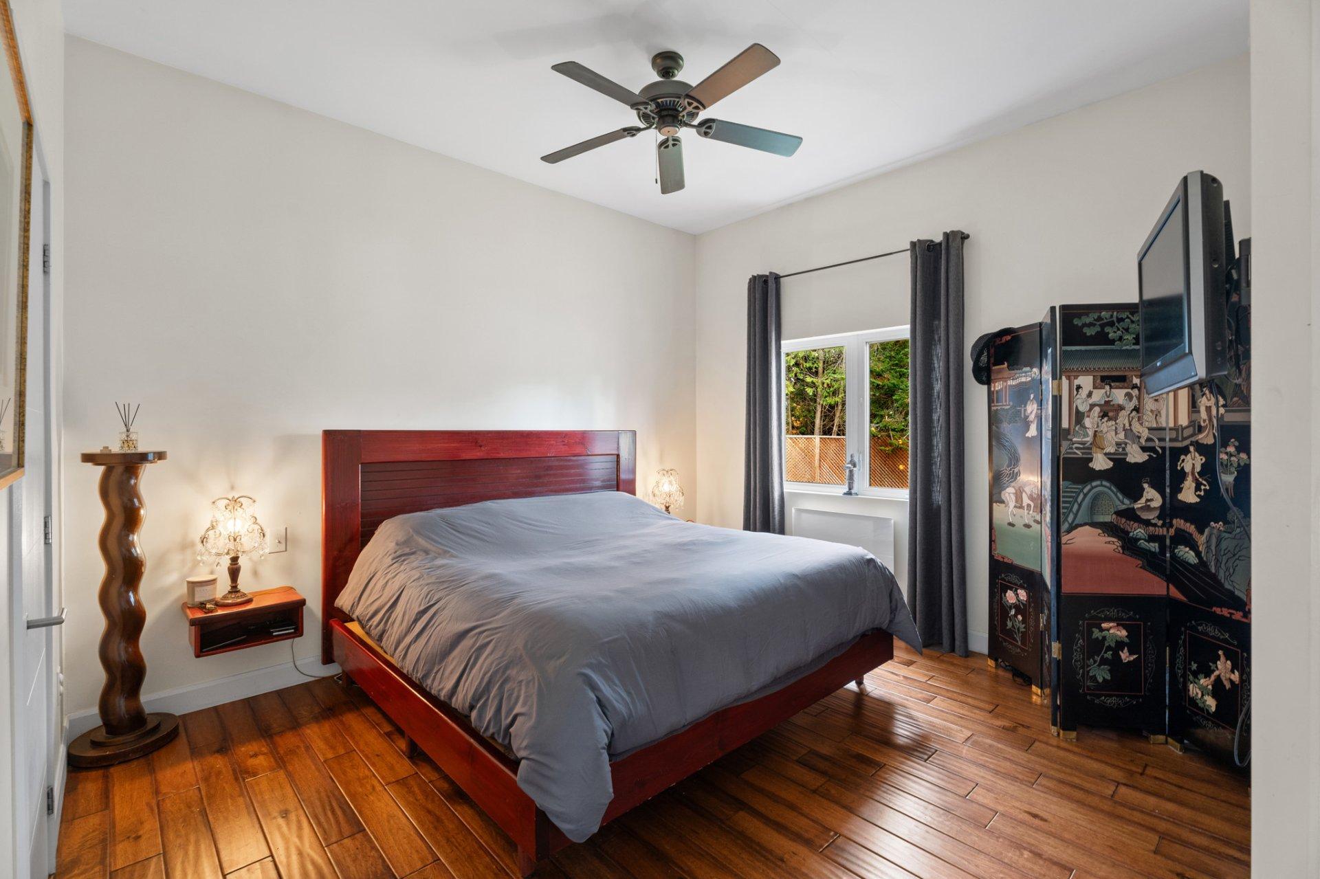 









1946


Ch. de Deauville

,
Sainte-Adèle,




QC
J8B2B2

