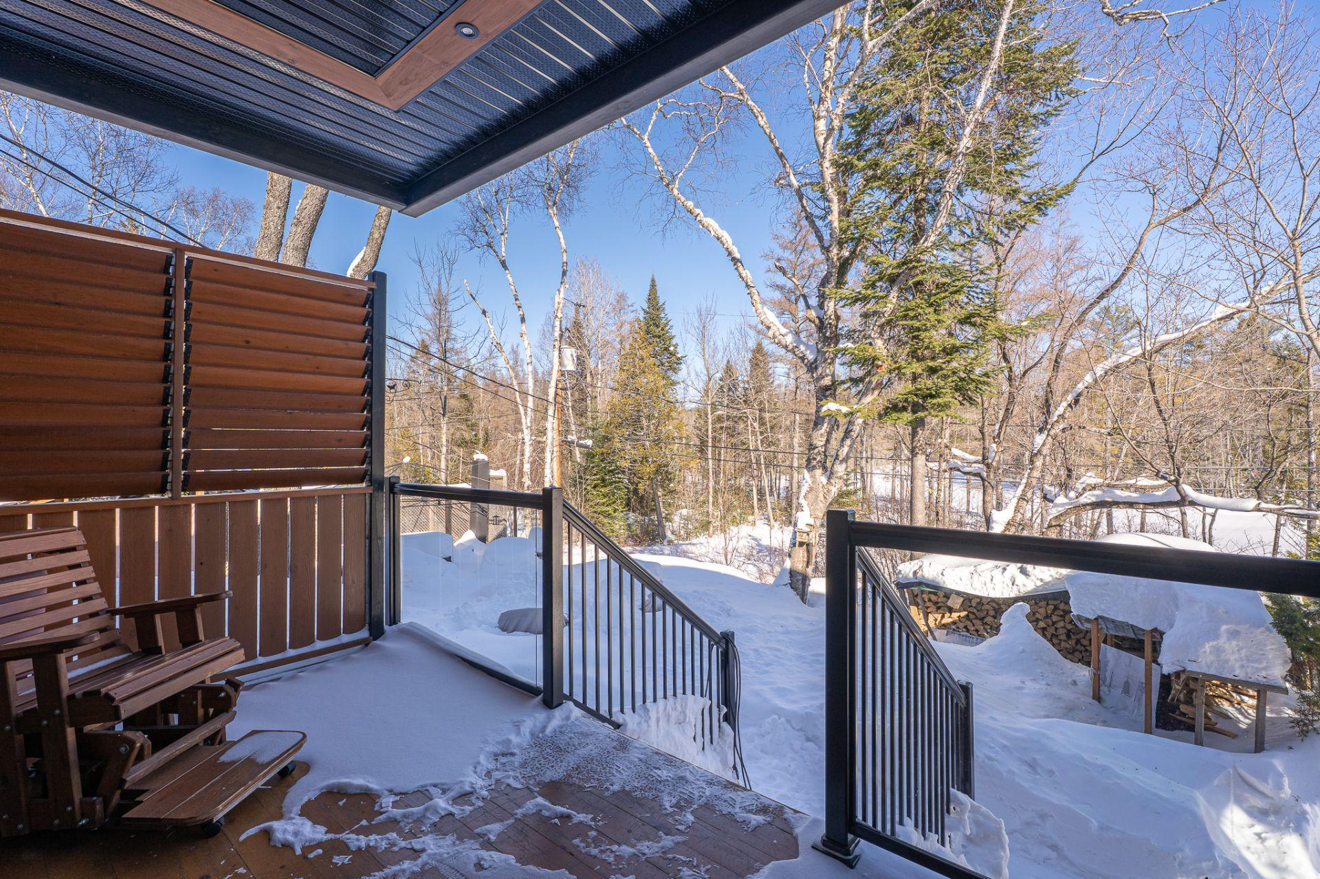 









1946


Ch. de Deauville

,
Sainte-Adèle,




QC
J8B2B2

