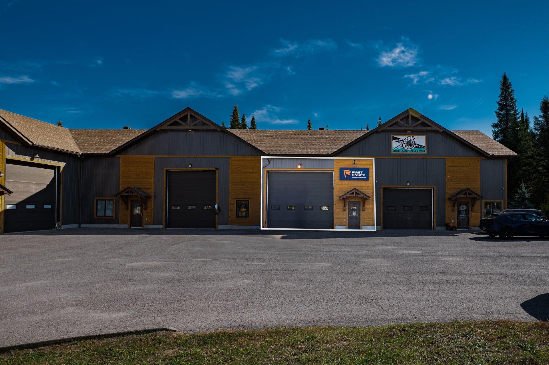 









1153


Rue des Entreprises

,
Sainte-Agathe-des-Monts,




QC
J8C2Z8

