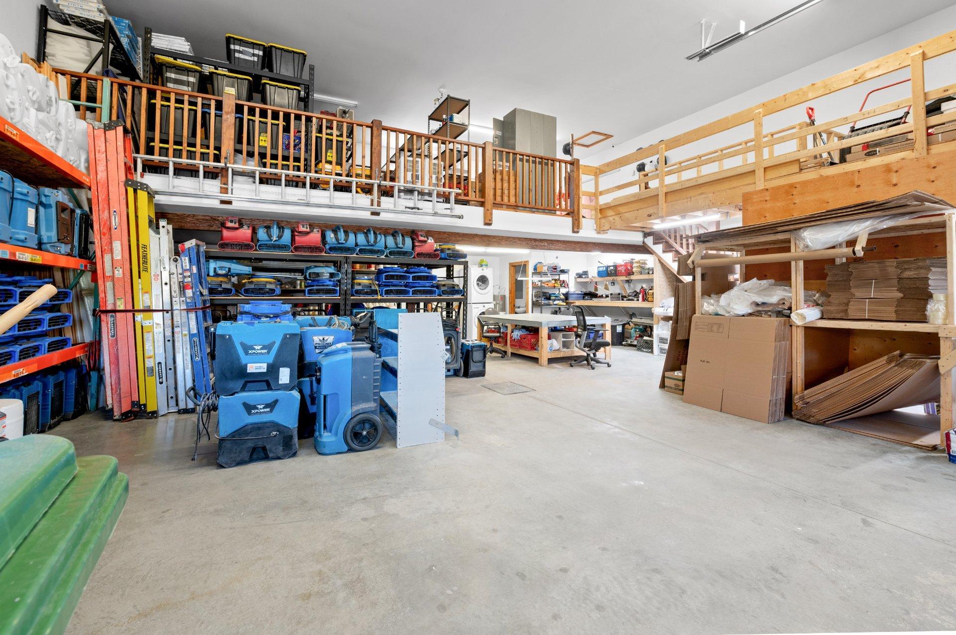 









1153


Rue des Entreprises

,
Sainte-Agathe-des-Monts,




QC
J8C2Z8

