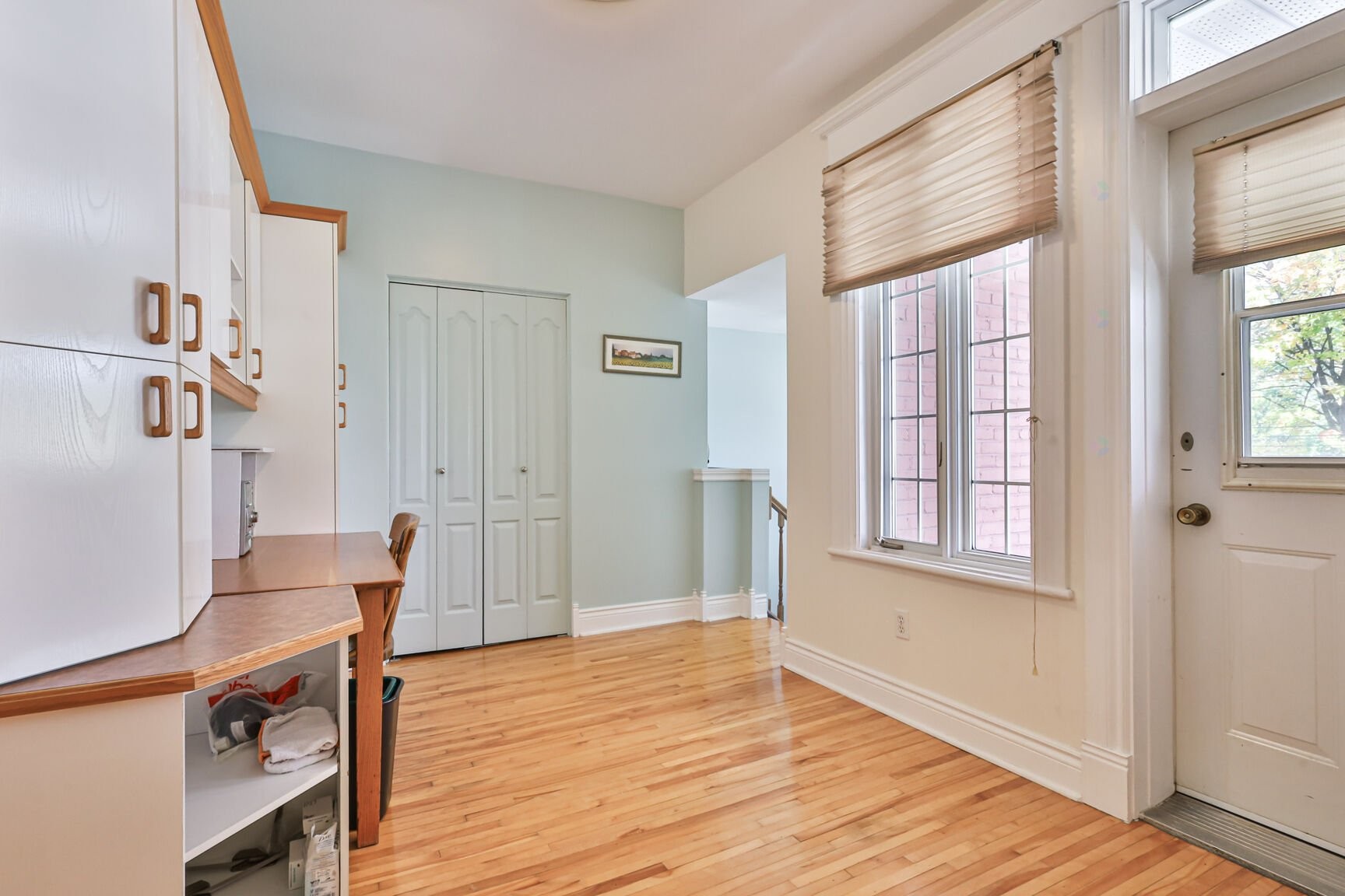 









10737


Av. Vianney

,
Montréal (Ahuntsic-Cartierville),




QC
H2B2Y3

