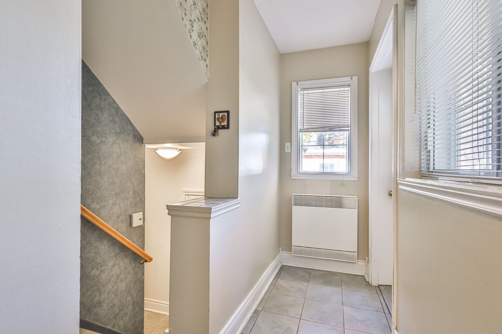 









10737


Av. Vianney

,
Montréal (Ahuntsic-Cartierville),




QC
H2B2Y3

