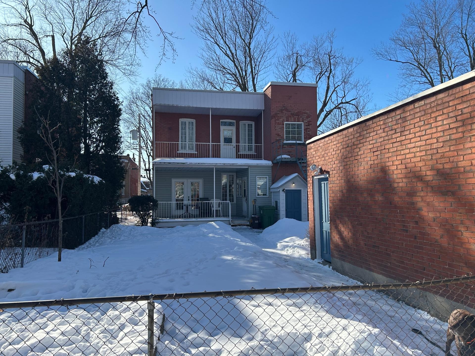 









10737


Av. Vianney

,
Montréal (Ahuntsic-Cartierville),




QC
H2B2Y3

