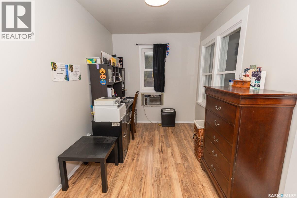 












202 Russell STREET

,
Luseland,




Saskatchewan
S0L2A0

