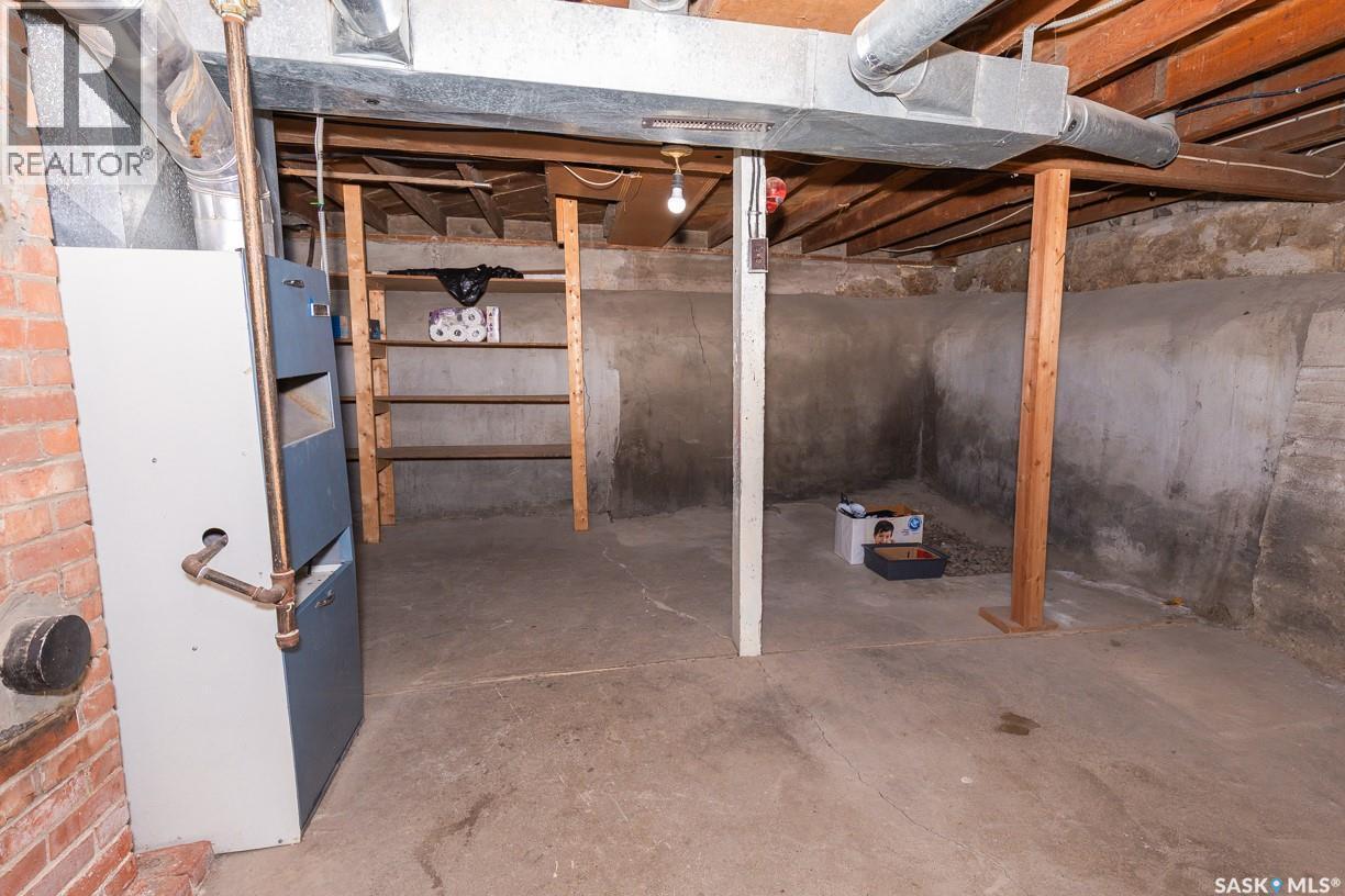 












202 Russell STREET

,
Luseland,




Saskatchewan
S0L2A0

