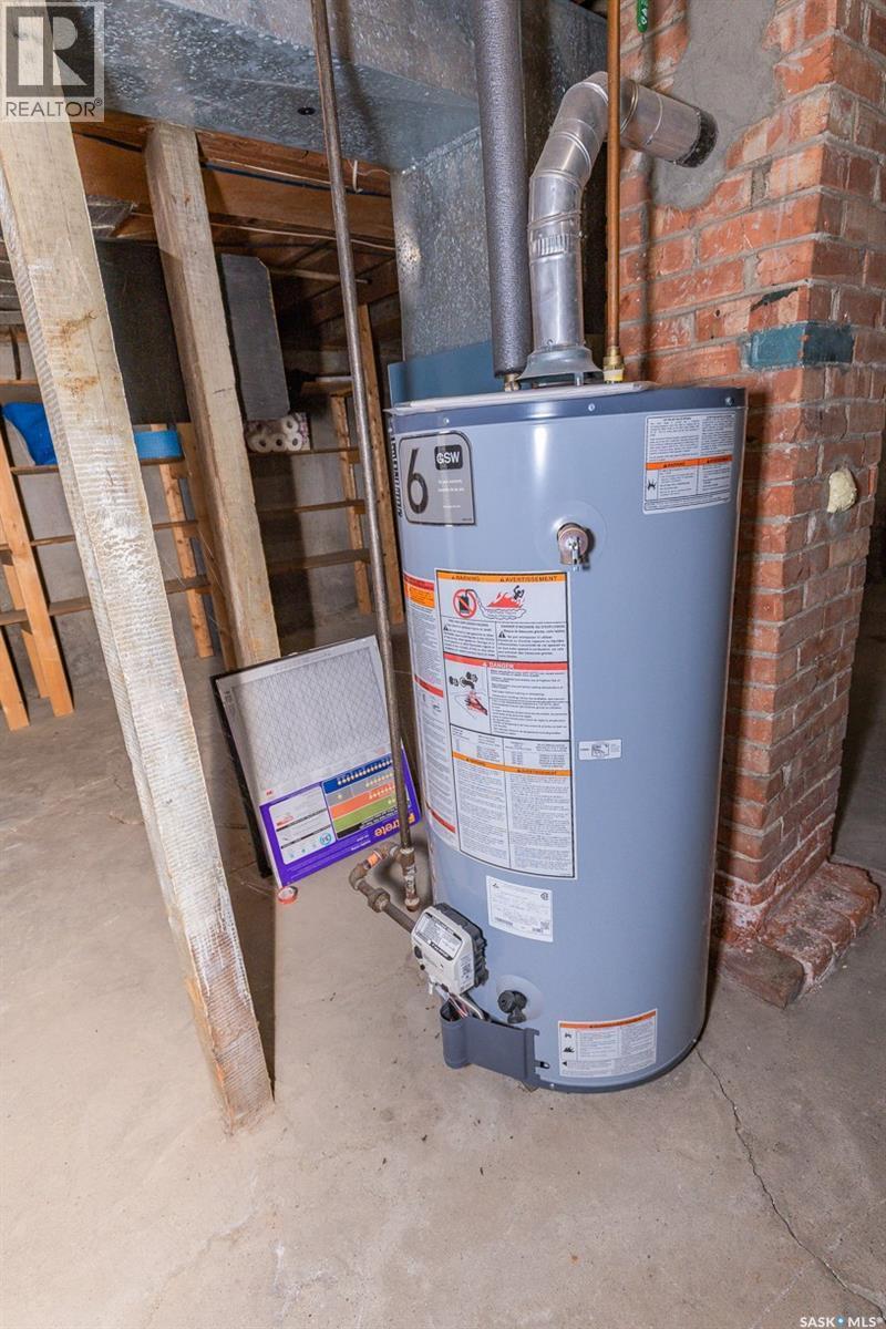 












202 Russell STREET

,
Luseland,




Saskatchewan
S0L2A0

