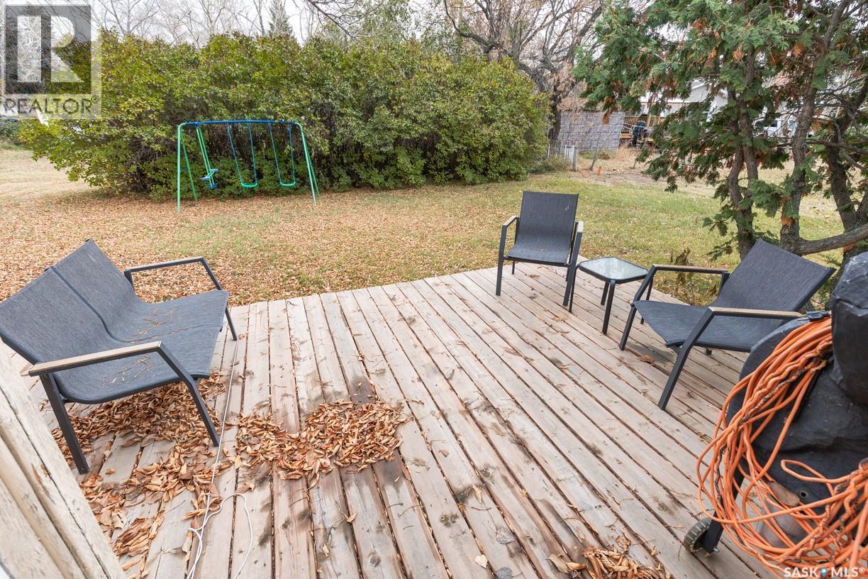 












202 Russell STREET

,
Luseland,




Saskatchewan
S0L2A0

