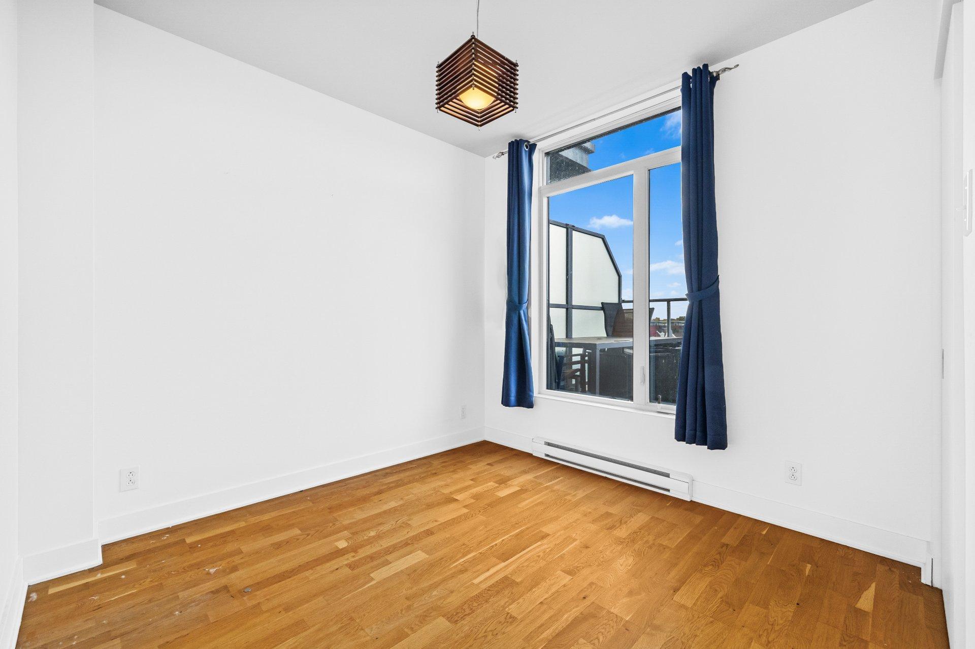 









460


19e Avenue

, 412,
Montréal (Lachine),




QC
H8S3S2

