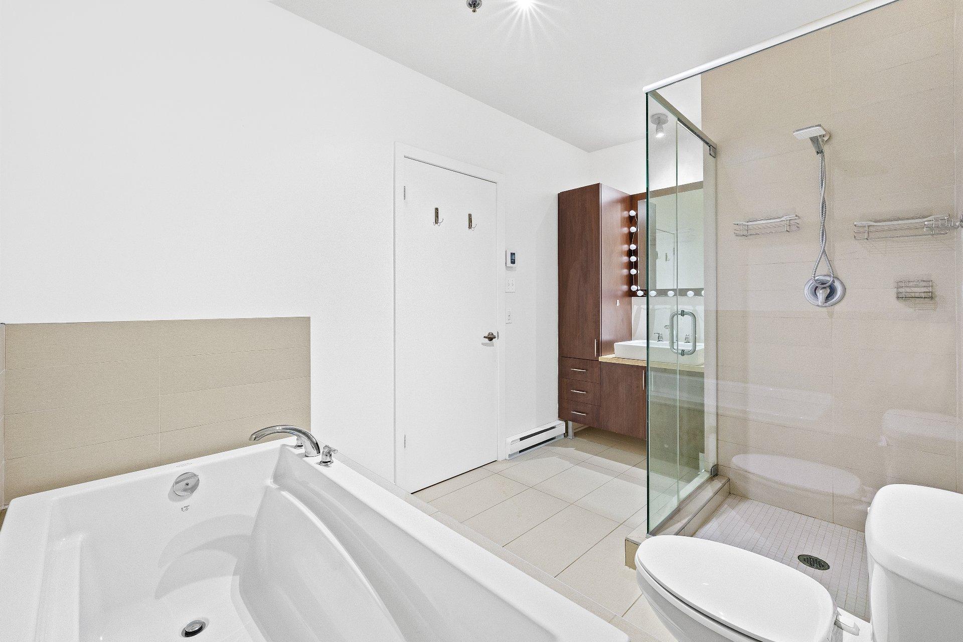 









460


19e Avenue

, 412,
Montréal (Lachine),




QC
H8S3S2

