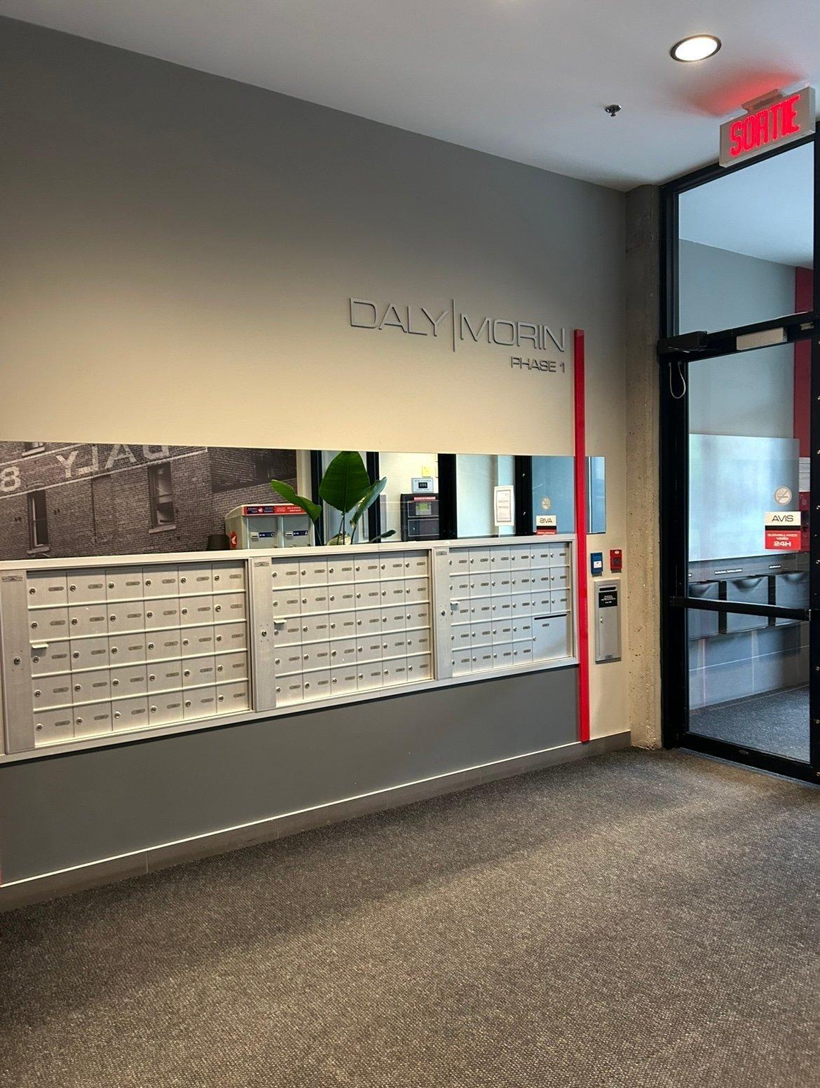 









460


19e Avenue

, 412,
Montréal (Lachine),




QC
H8S3S2

