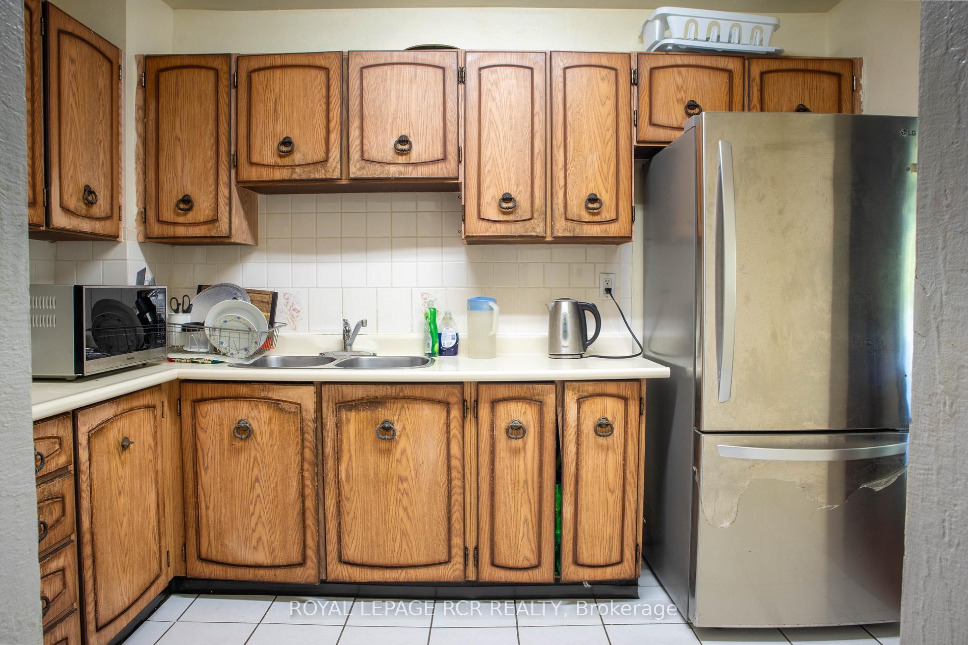 









2315


Bromsgrove

Road, 26,
Mississauga,




ON
L5J 4A6

