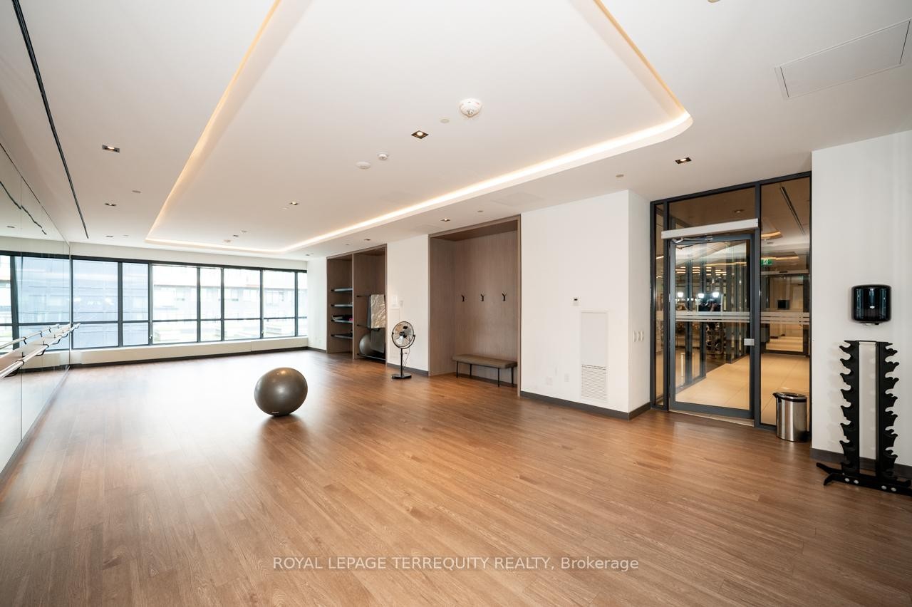 









34


Tubman

Avenue, 306,
Toronto,




ON
M5A 0R2

