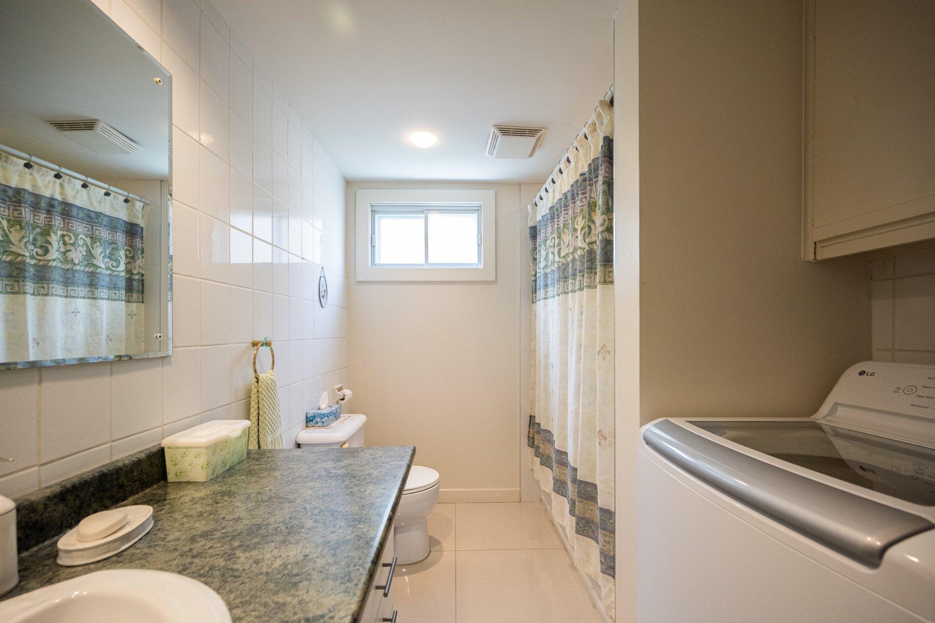 









5007

 - 5009


Boul. Notre-Dame

,
Laval (Chomedey),




QC
H7W1V6

