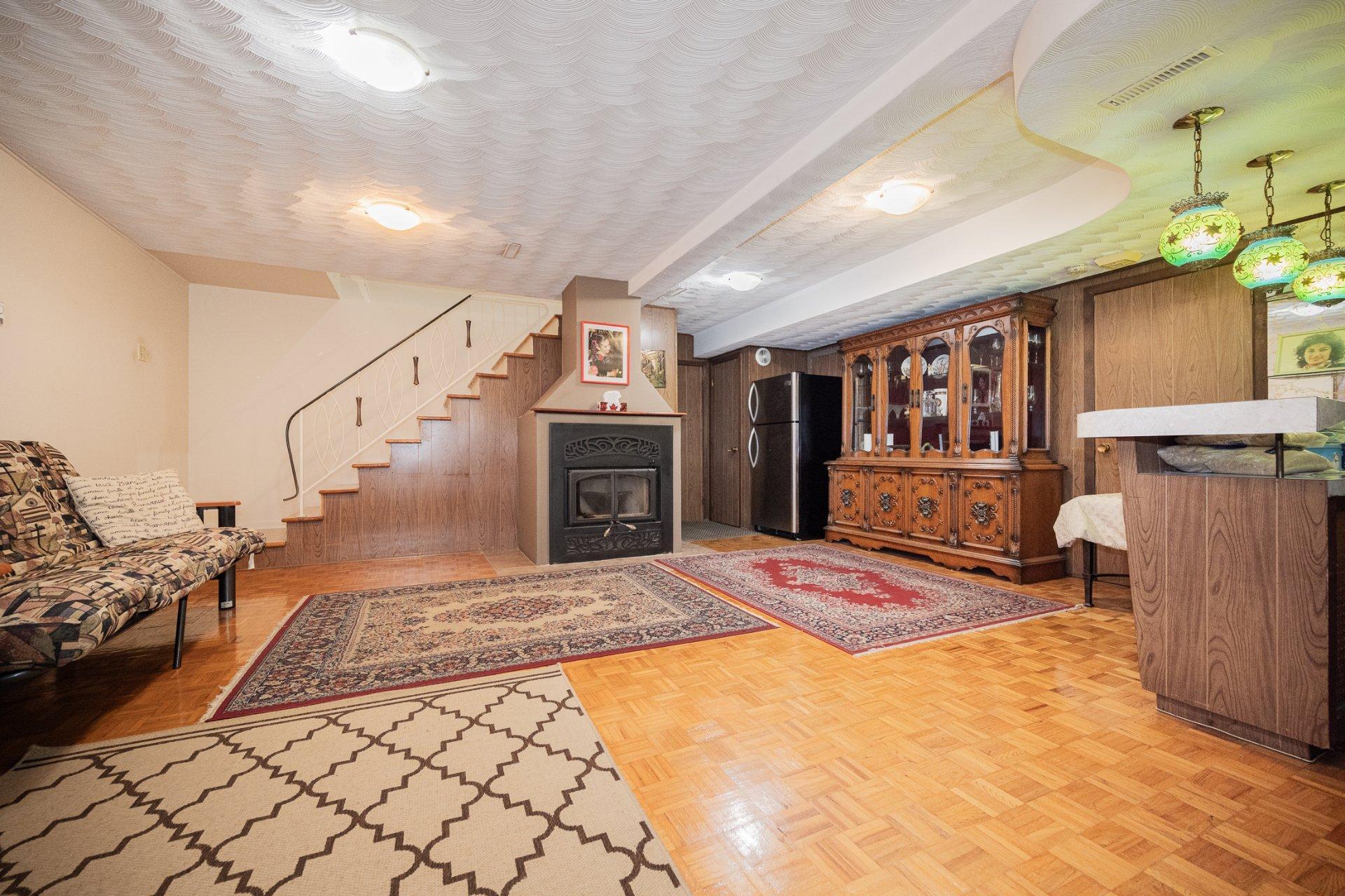 









5007

 - 5009


Boul. Notre-Dame

,
Laval (Chomedey),




QC
H7W1V6

