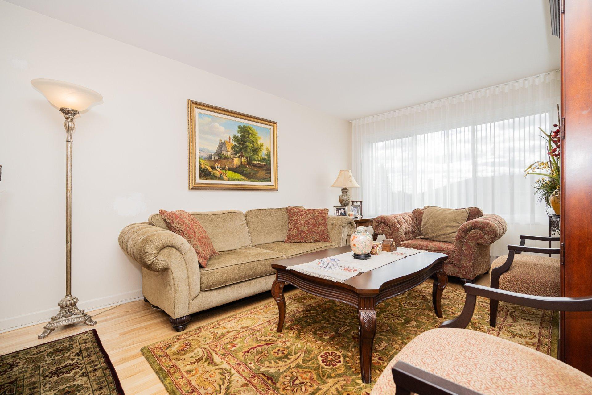 









5007

 - 5009


Boul. Notre-Dame

,
Laval (Chomedey),




QC
H7W1V6

