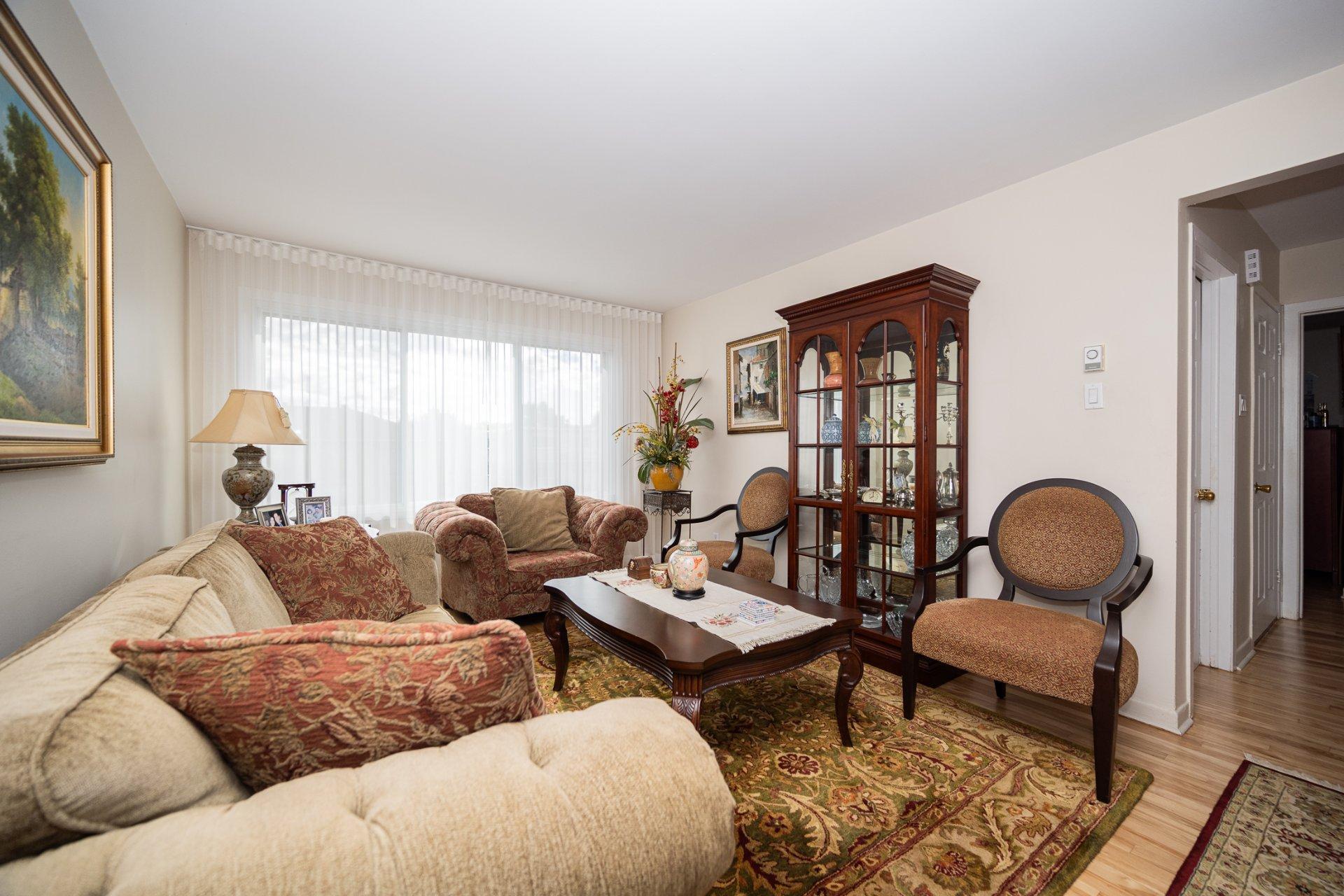 









5007

 - 5009


Boul. Notre-Dame

,
Laval (Chomedey),




QC
H7W1V6

