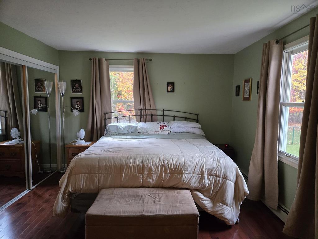 












49 Second Court

,
Valley,




NS
B6L 2T6

