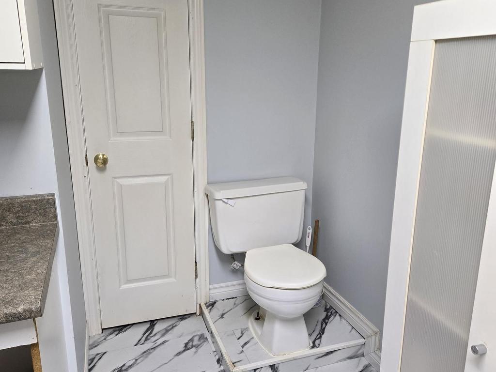 












49 Second Court

,
Valley,




NS
B6L 2T6

