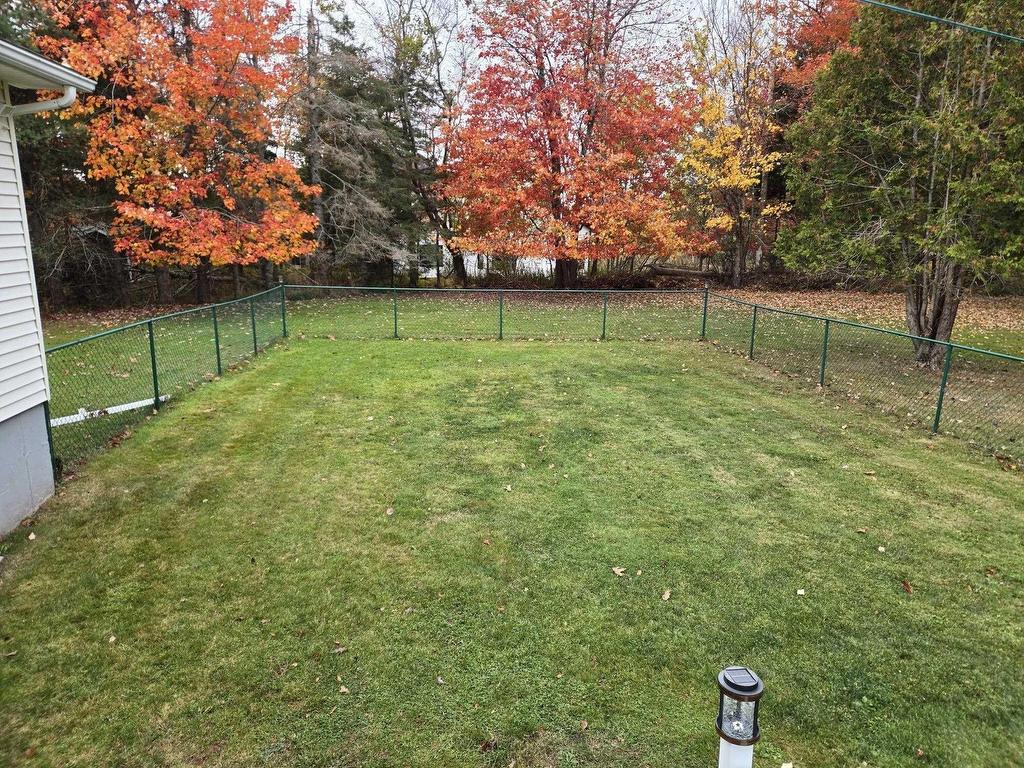 












49 Second Court

,
Valley,




NS
B6L 2T6

