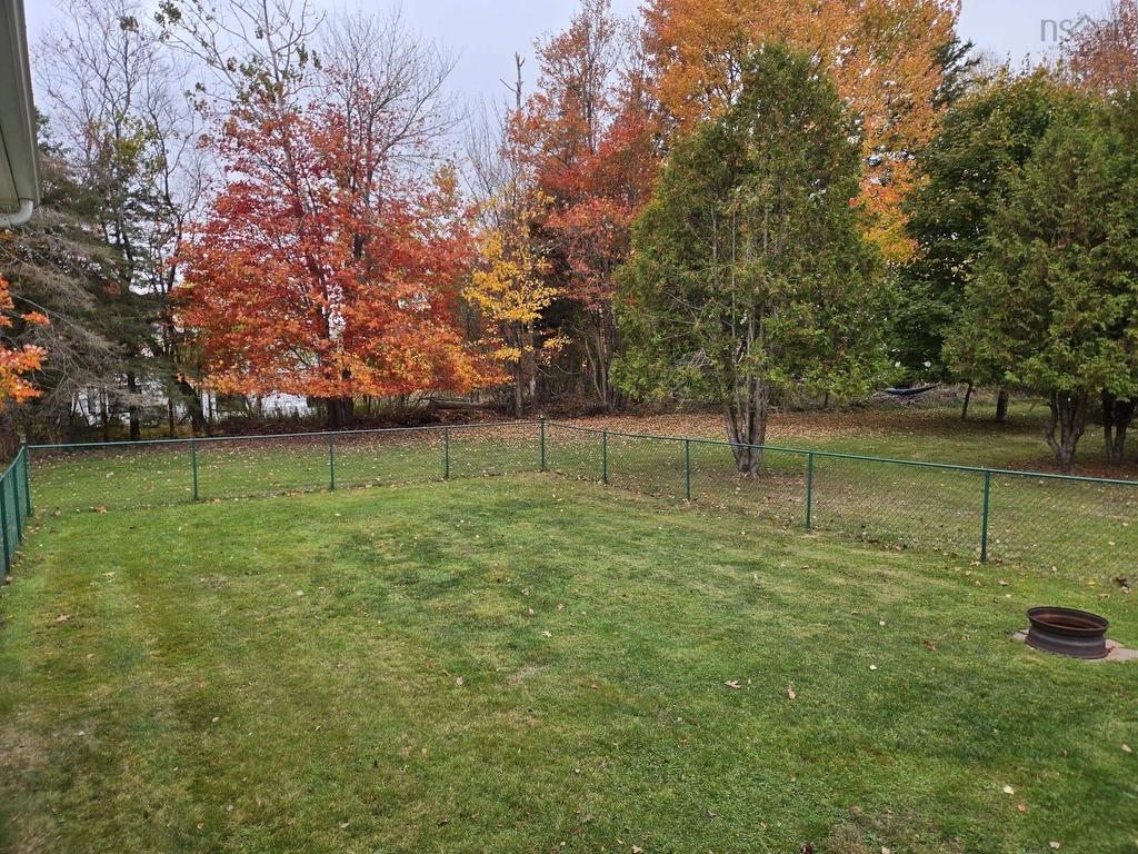 












49 Second Court

,
Valley,




NS
B6L 2T6

