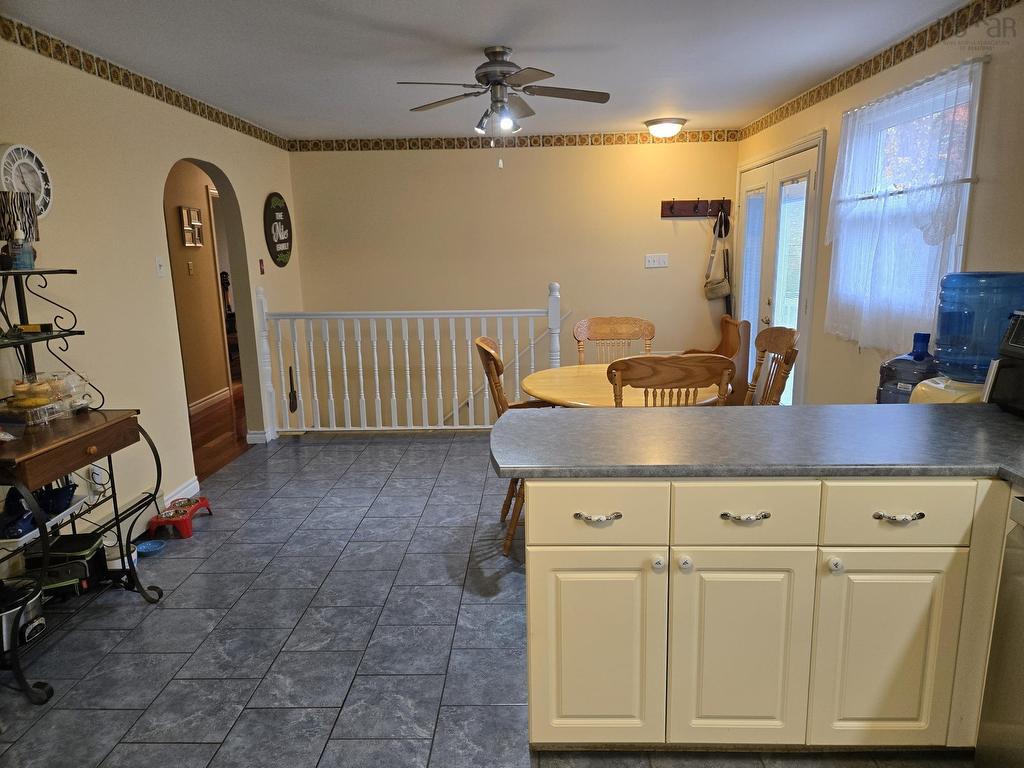 












49 Second Court

,
Valley,




NS
B6L 2T6

