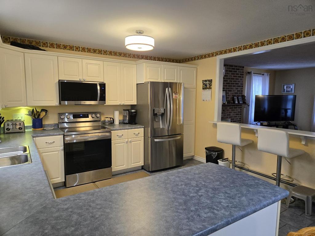 












49 Second Court

,
Valley,




NS
B6L 2T6

