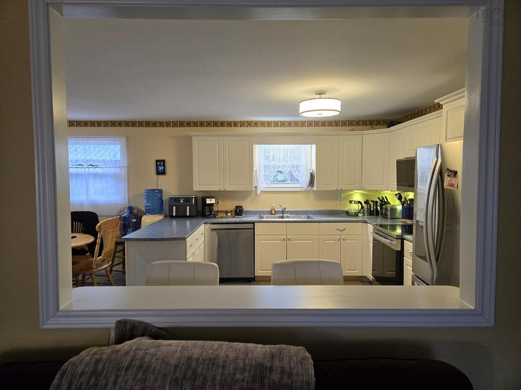 












49 Second Court

,
Valley,




NS
B6L 2T6

