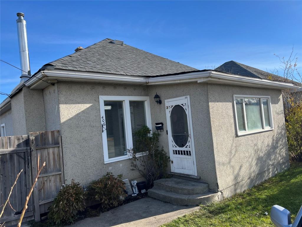 









406


3rd

Street,
Cranbrook,




BC
V1C 3Z4

