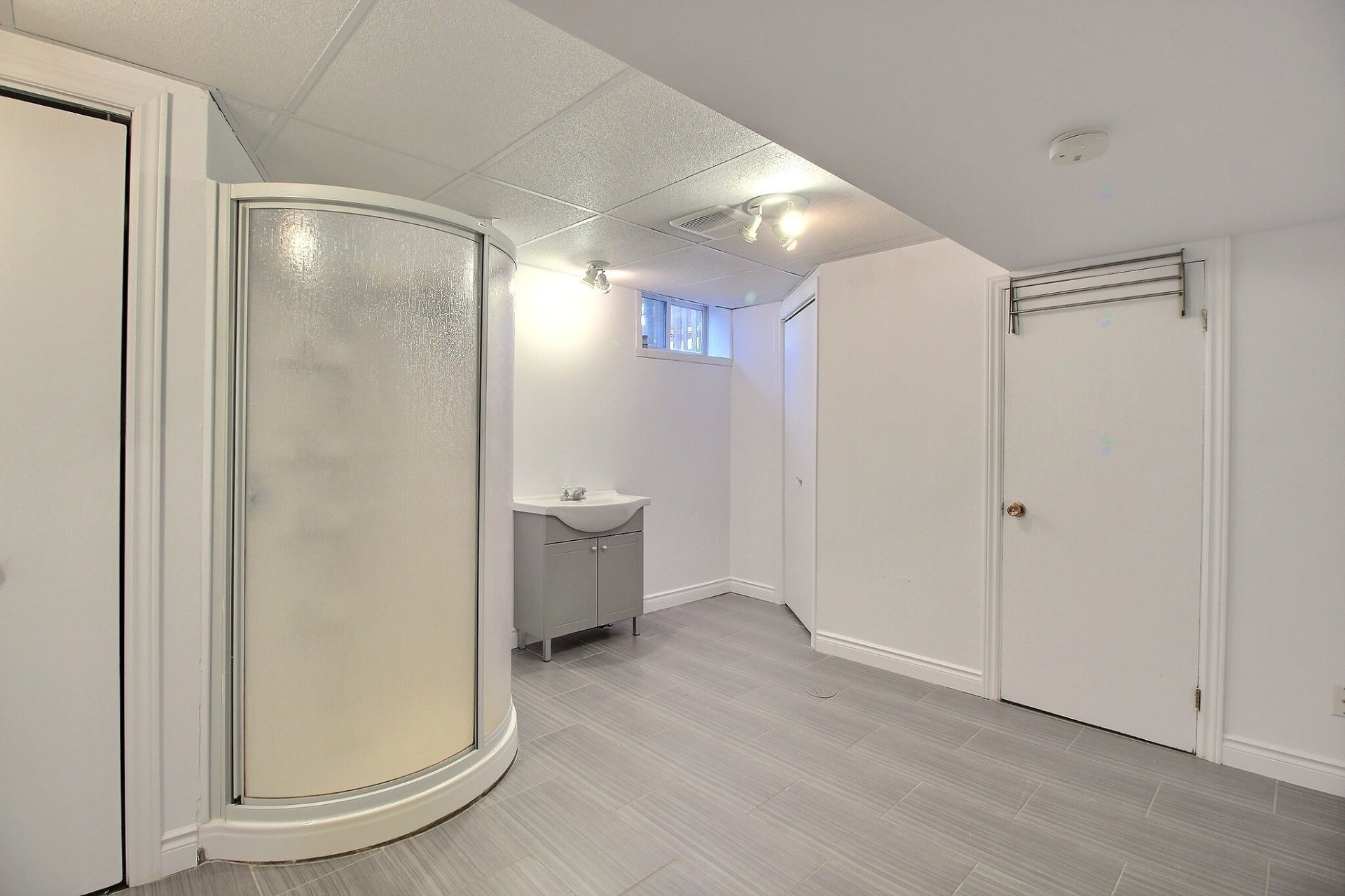 









37


Place Noyelle

,
Lebel-sur-Quévillon,




QC
J0Y1X0

