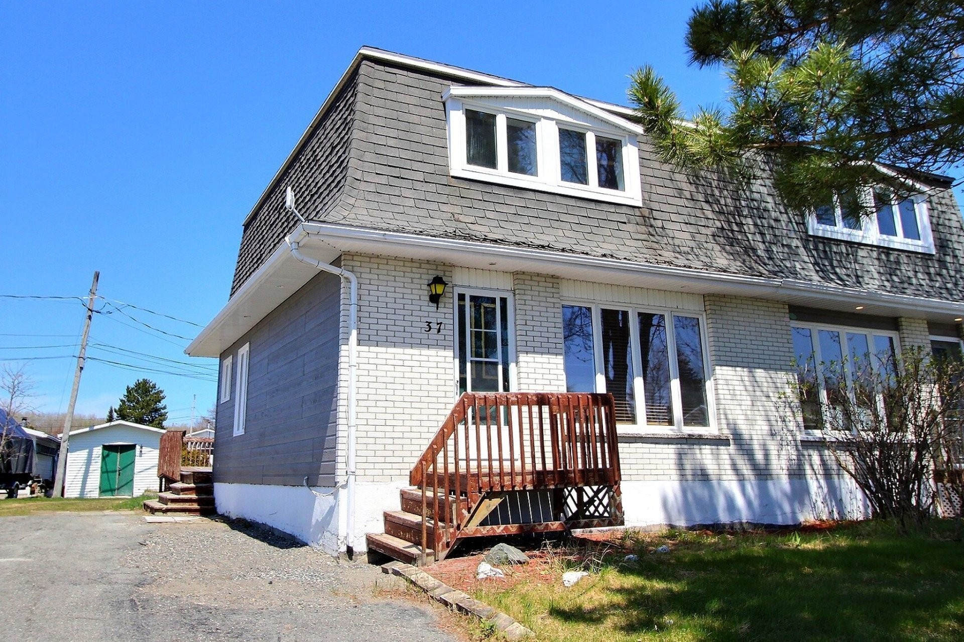 









37


Place Noyelle

,
Lebel-sur-Quévillon,




QC
J0Y1X0

