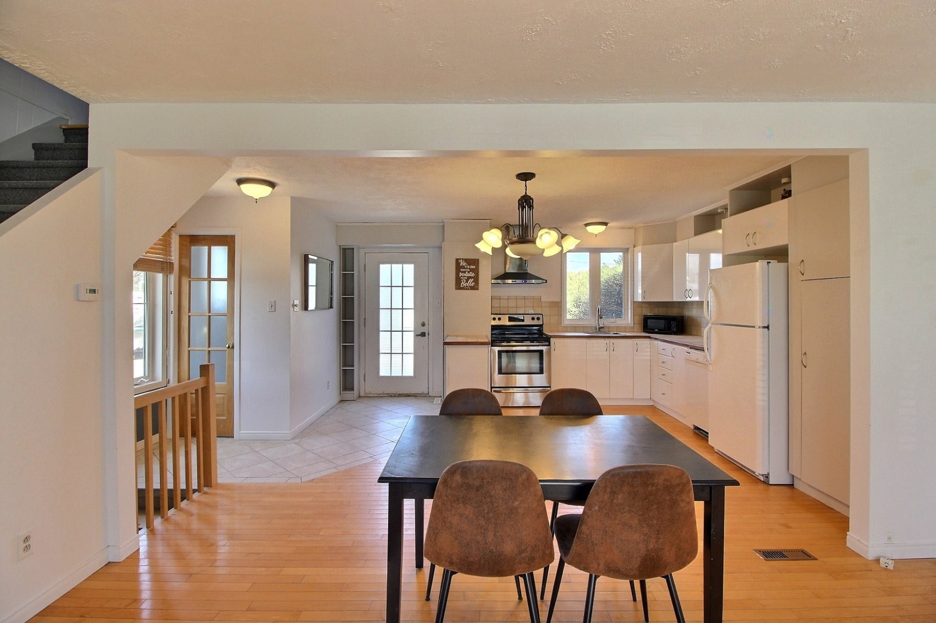 









37


Place Noyelle

,
Lebel-sur-Quévillon,




QC
J0Y1X0

