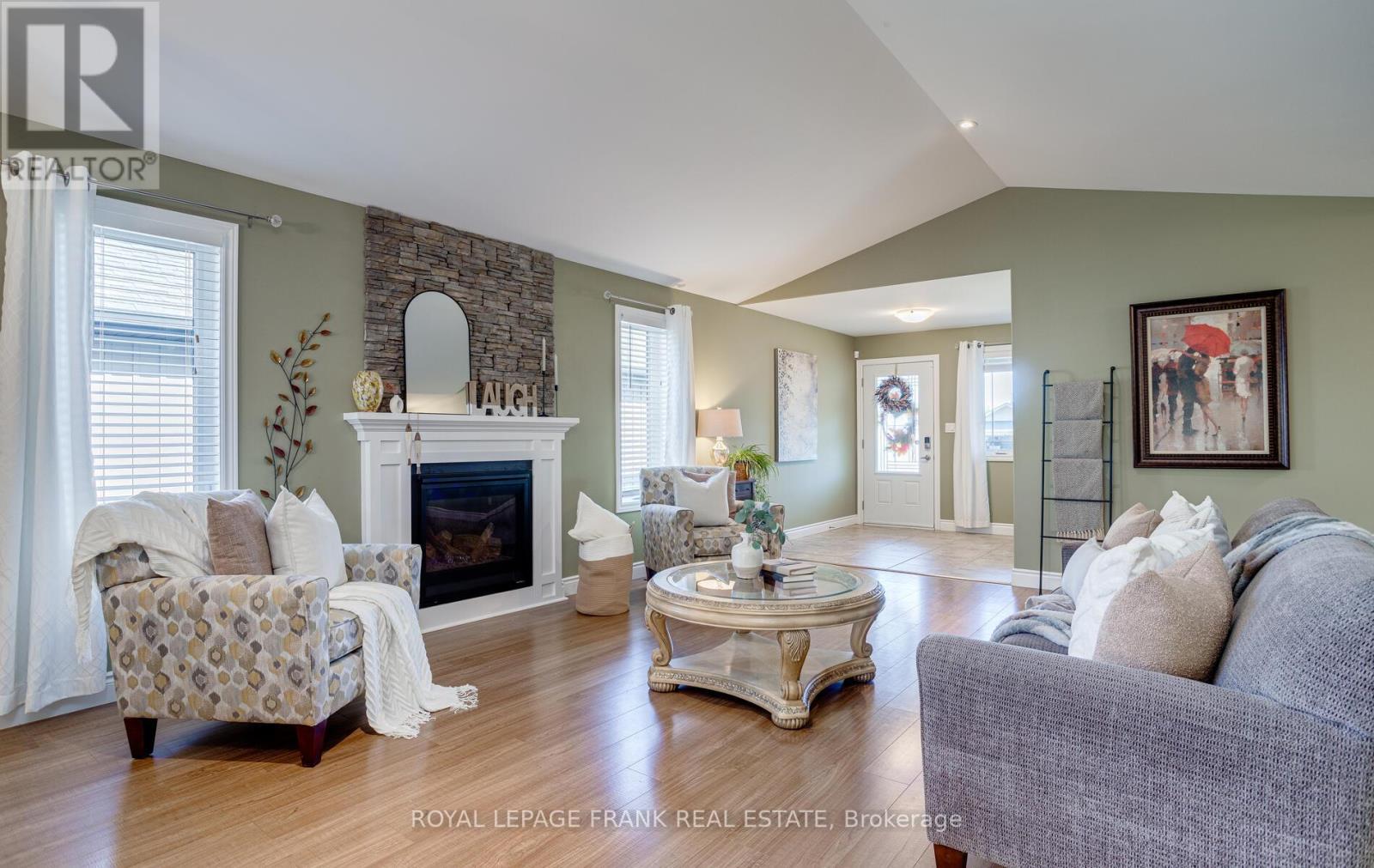 












41 CORTLAND WAY

,
Brighton,




Ontario
K0K1H0

