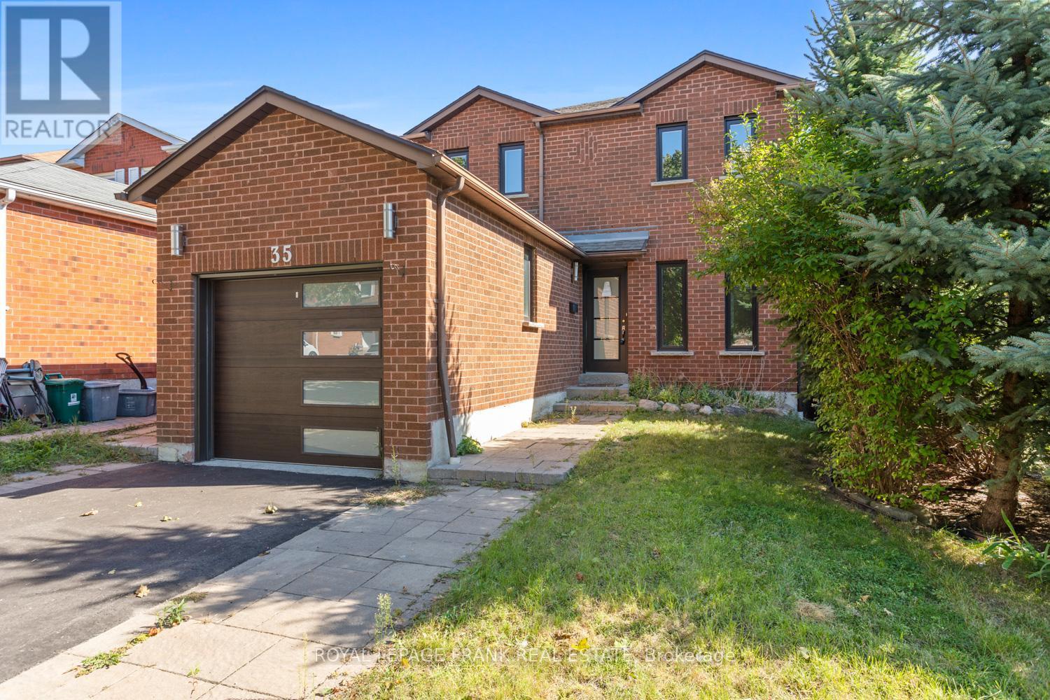 












35 FERNBANK PLACE

,
Whitby (Pringle Creek),




Ontario
L1R1T1

