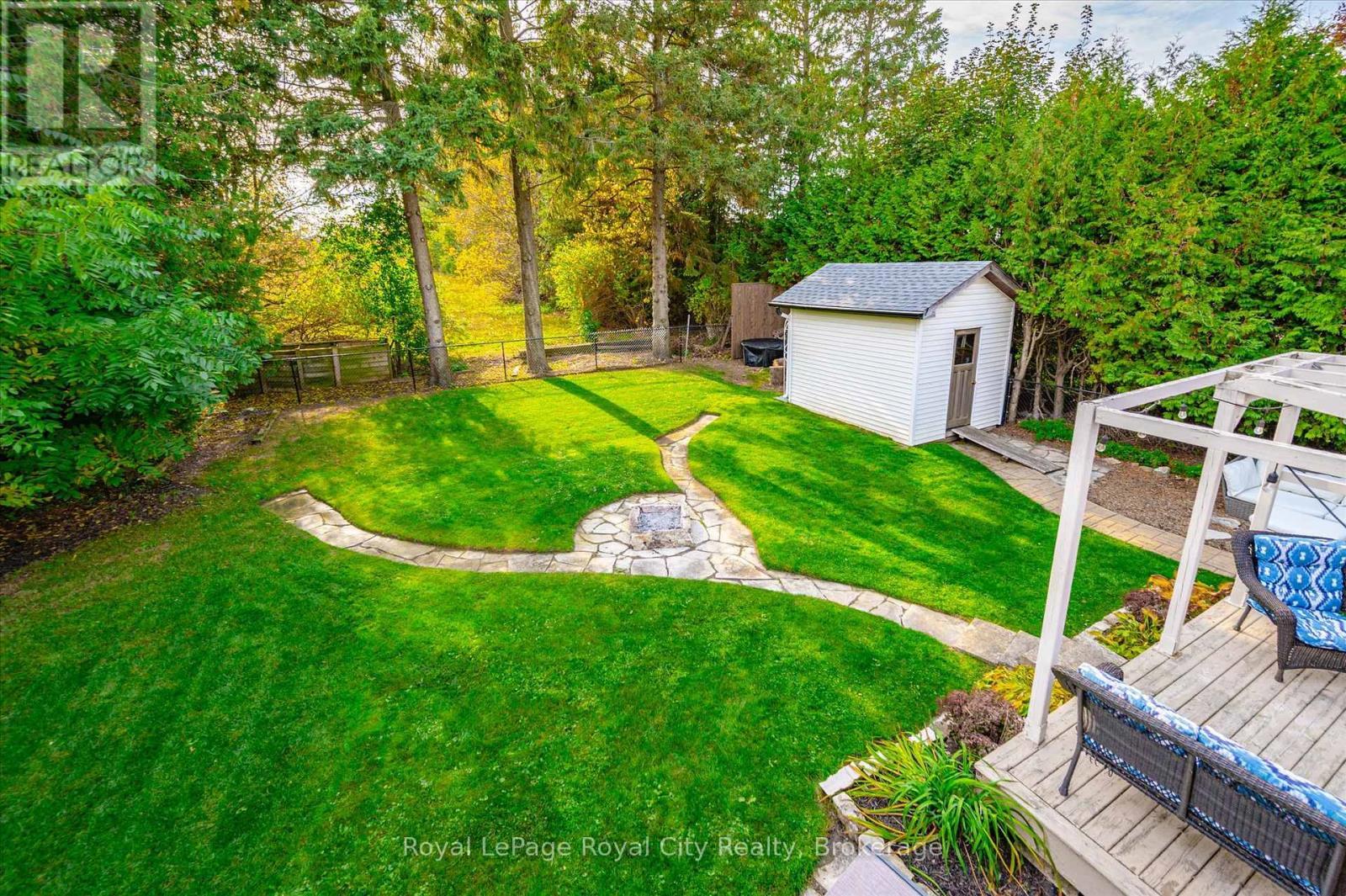 












6548 BEATTY LINE N

,
Centre Wellington (Fergus),




Ontario
N1M2W3

