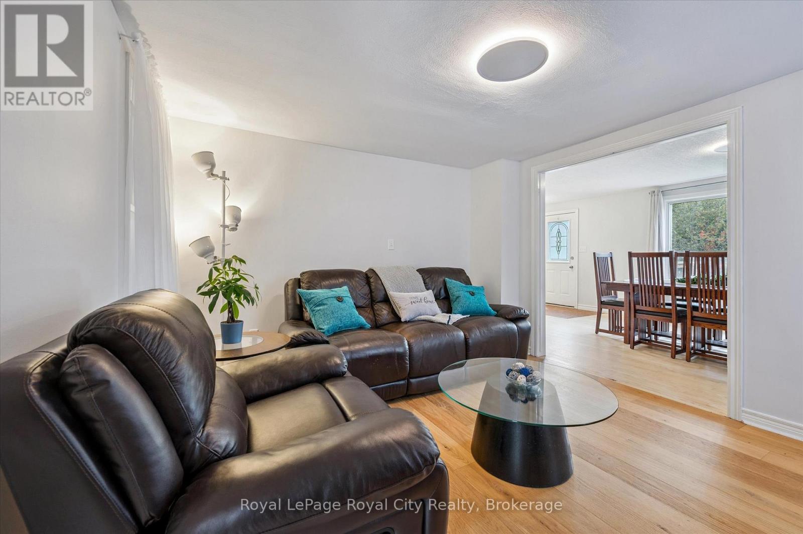 












6548 BEATTY LINE N

,
Centre Wellington (Fergus),




Ontario
N1M2W3

